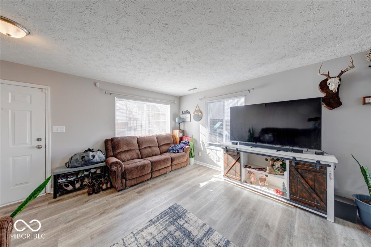 6608 Dunsdin Drive