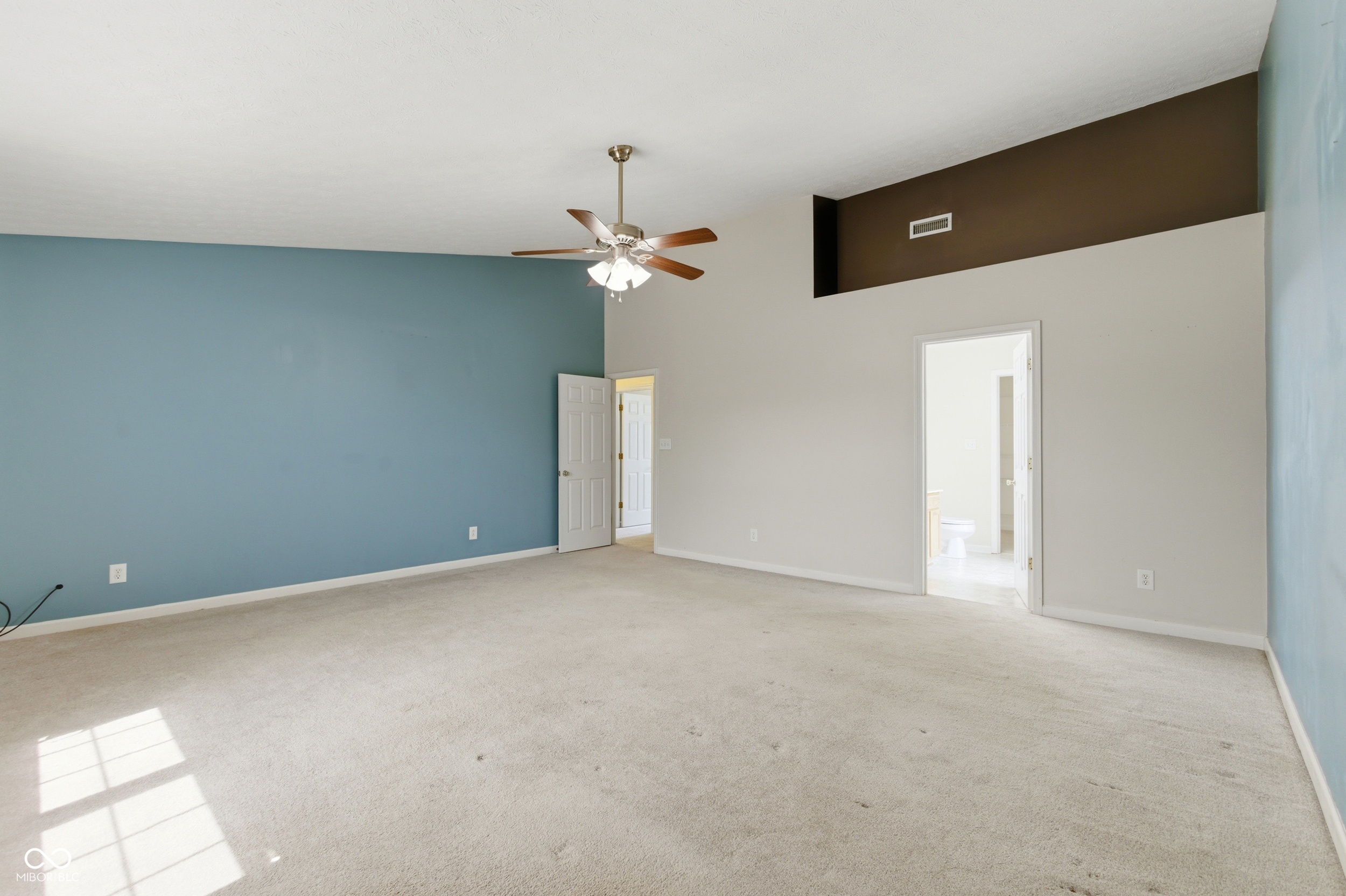 1284 Summer Ridge Lane