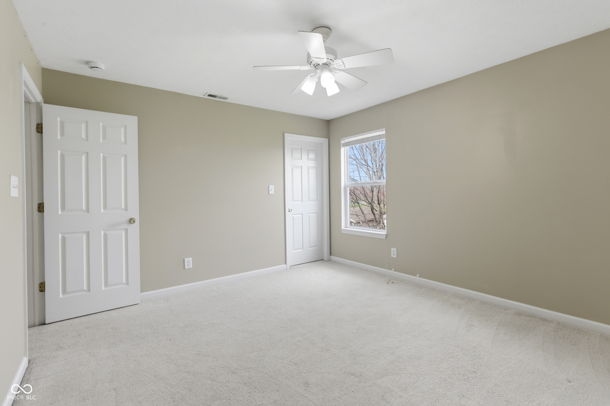 1284 Summer Ridge Lane