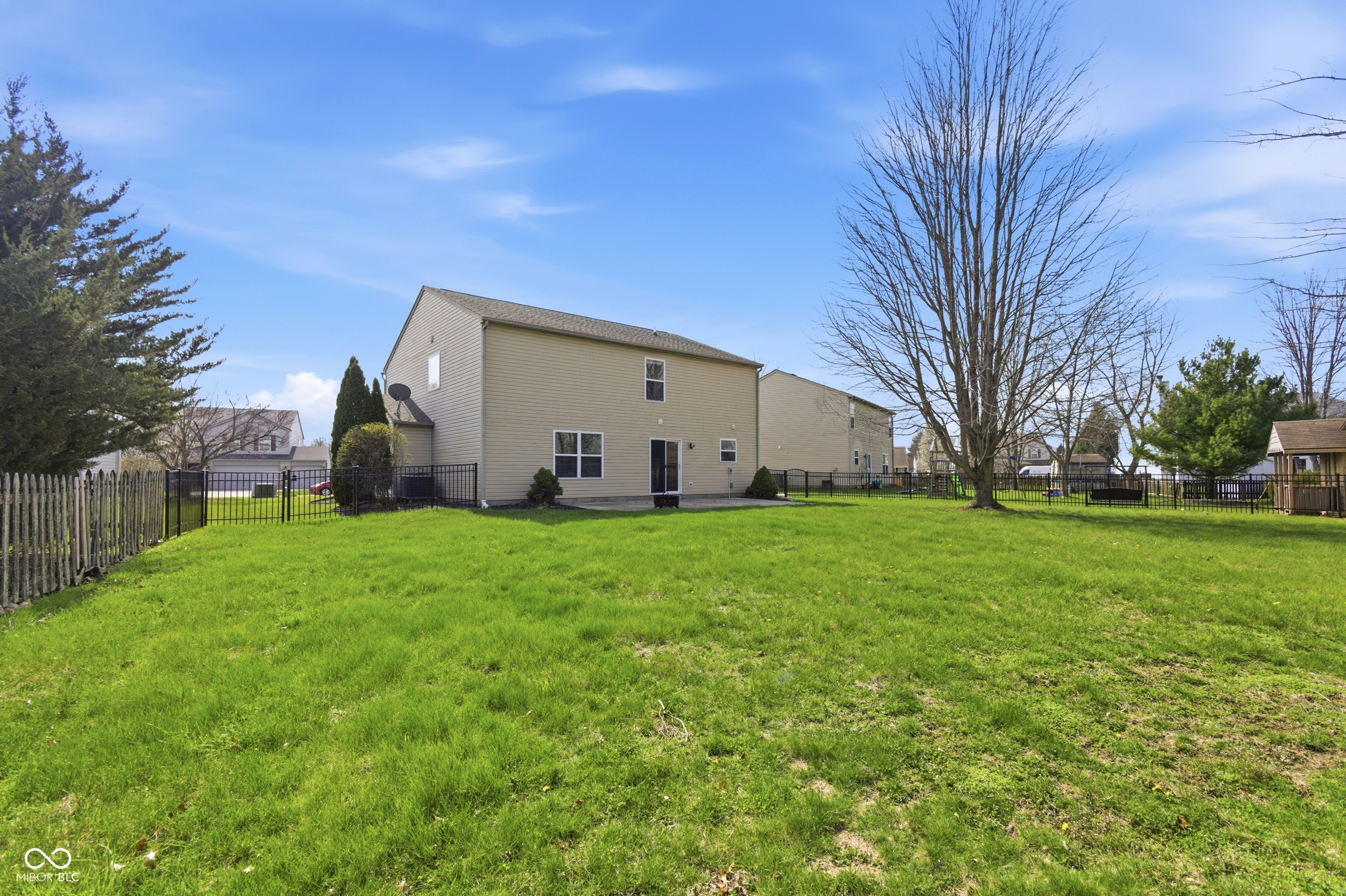 1284 Summer Ridge Lane