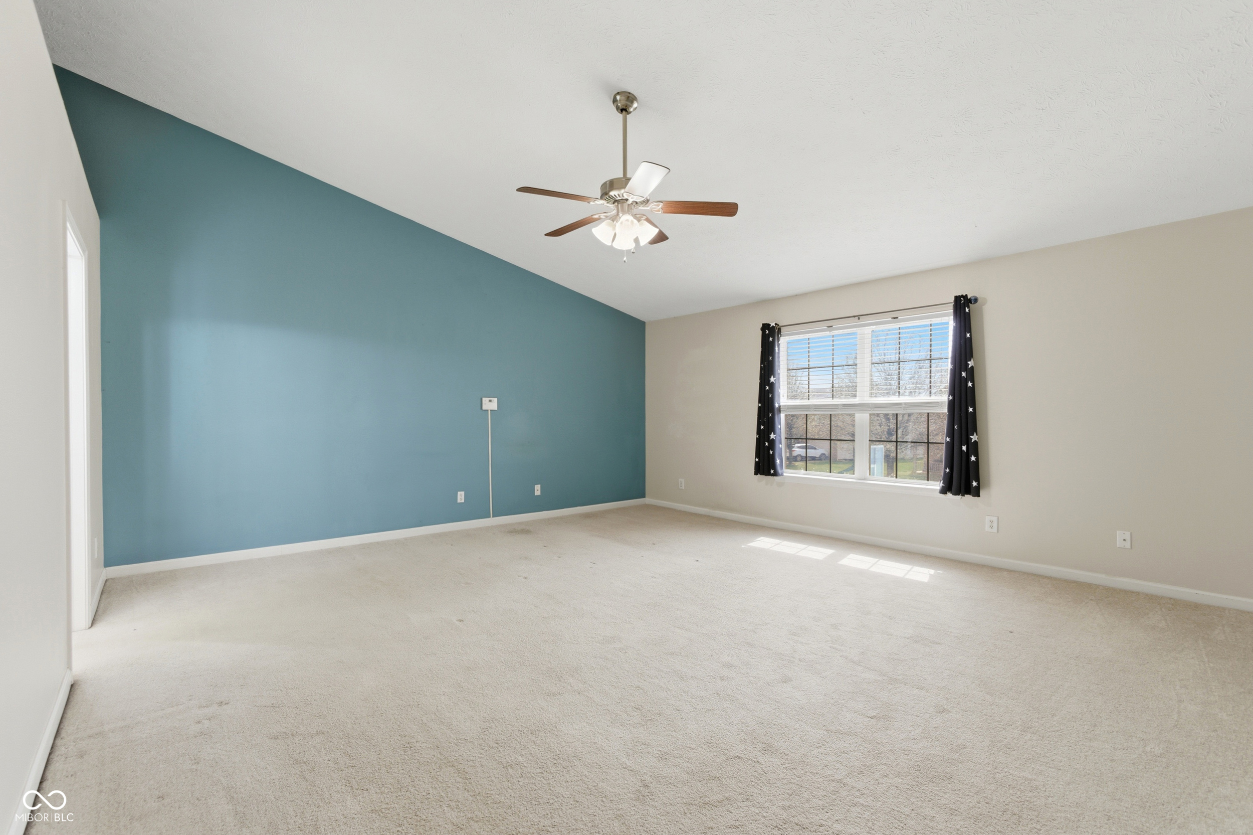 1284 Summer Ridge Lane