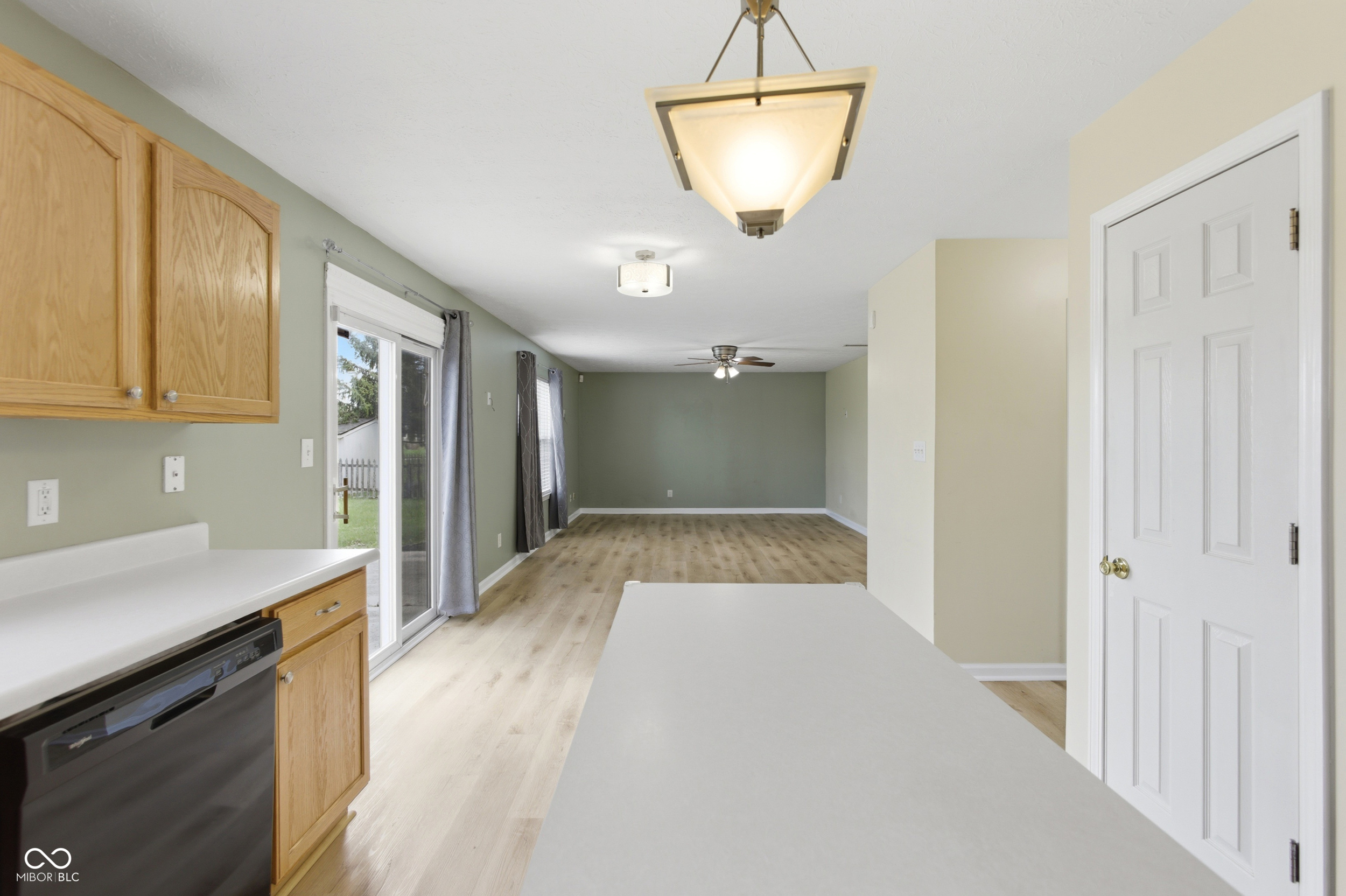 1284 Summer Ridge Lane