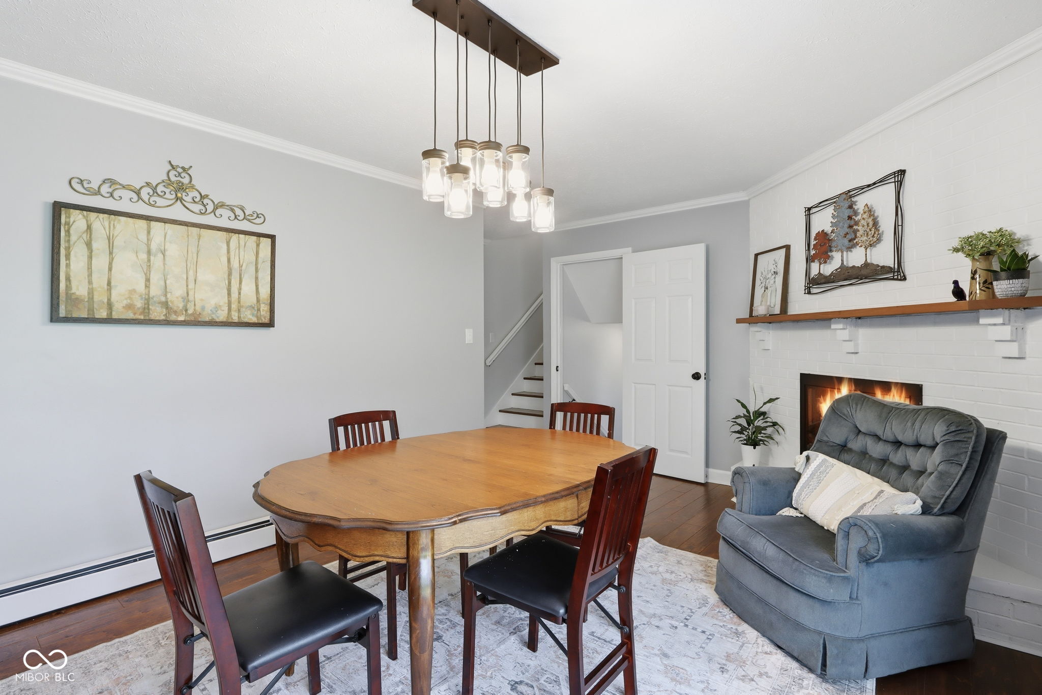 3358 Walnut Drive