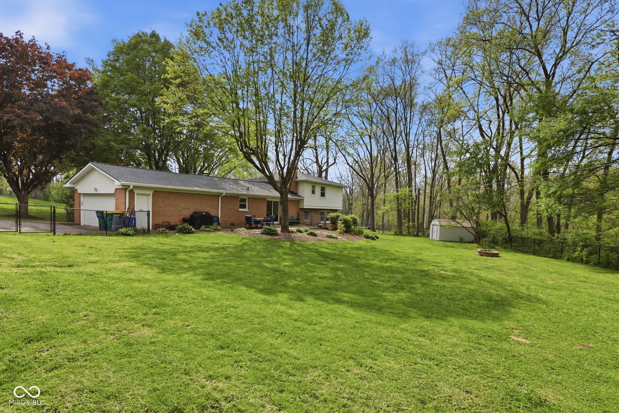 3358 Walnut Drive