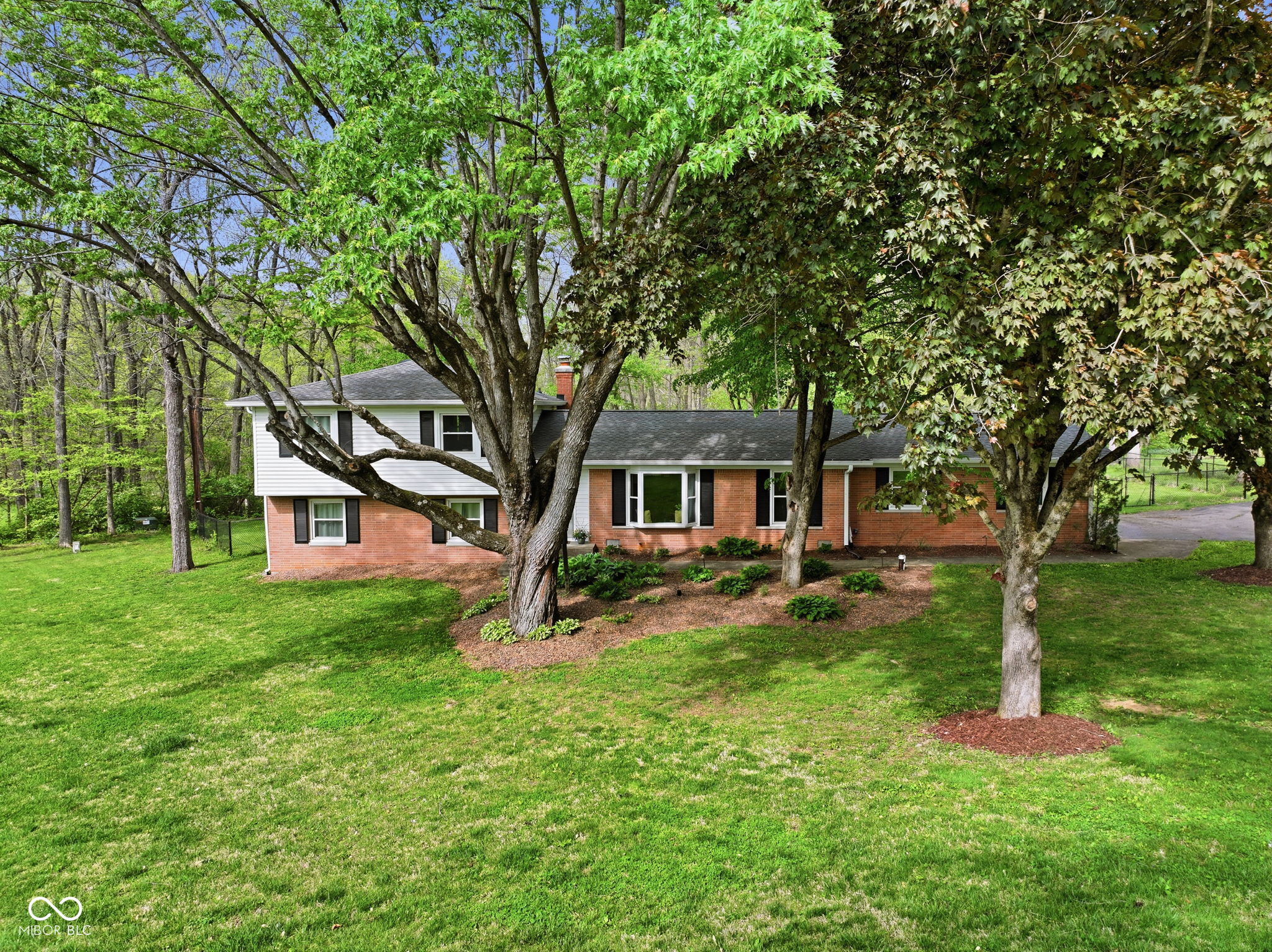 3358 Walnut Drive