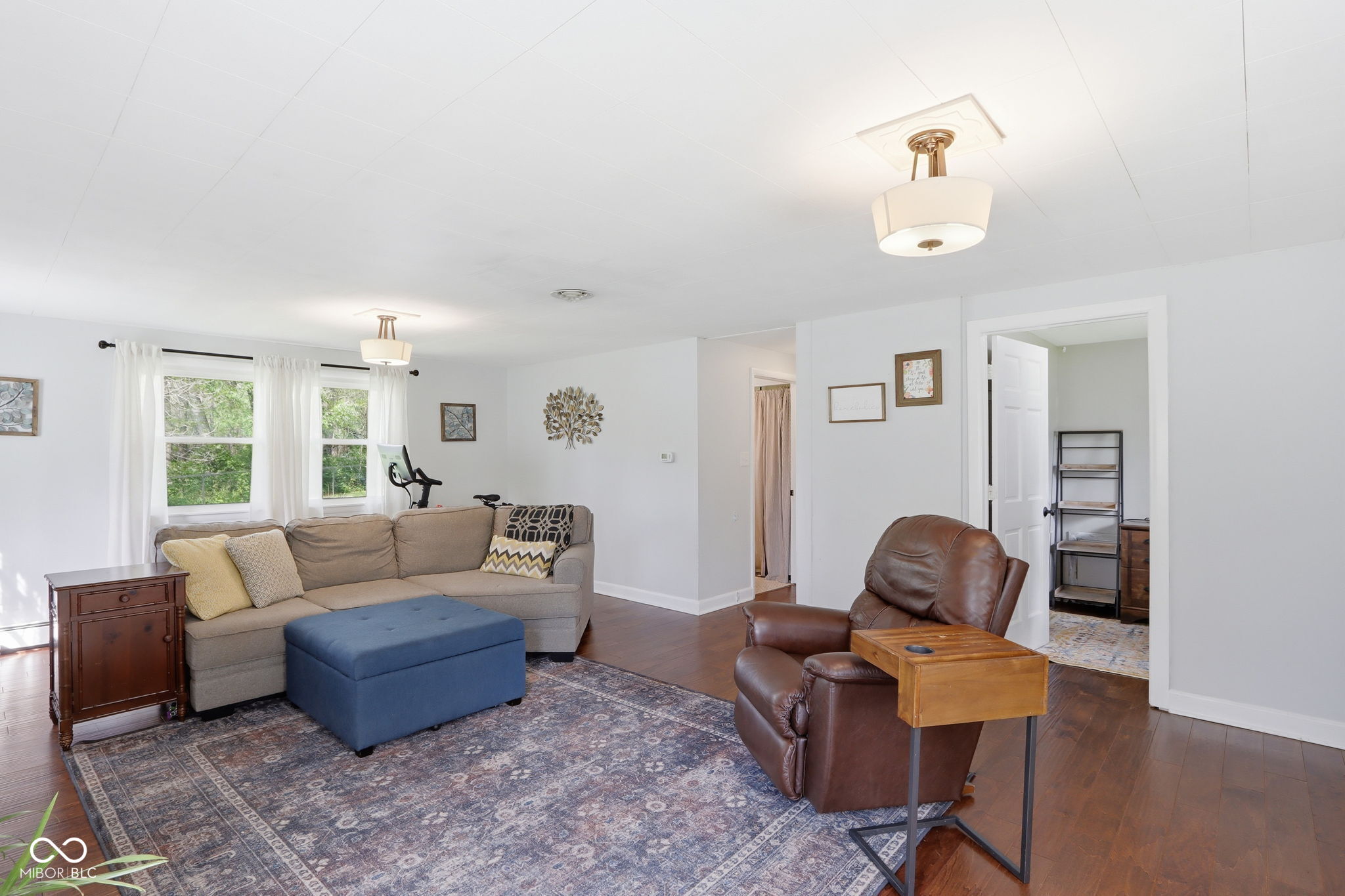 3358 Walnut Drive
