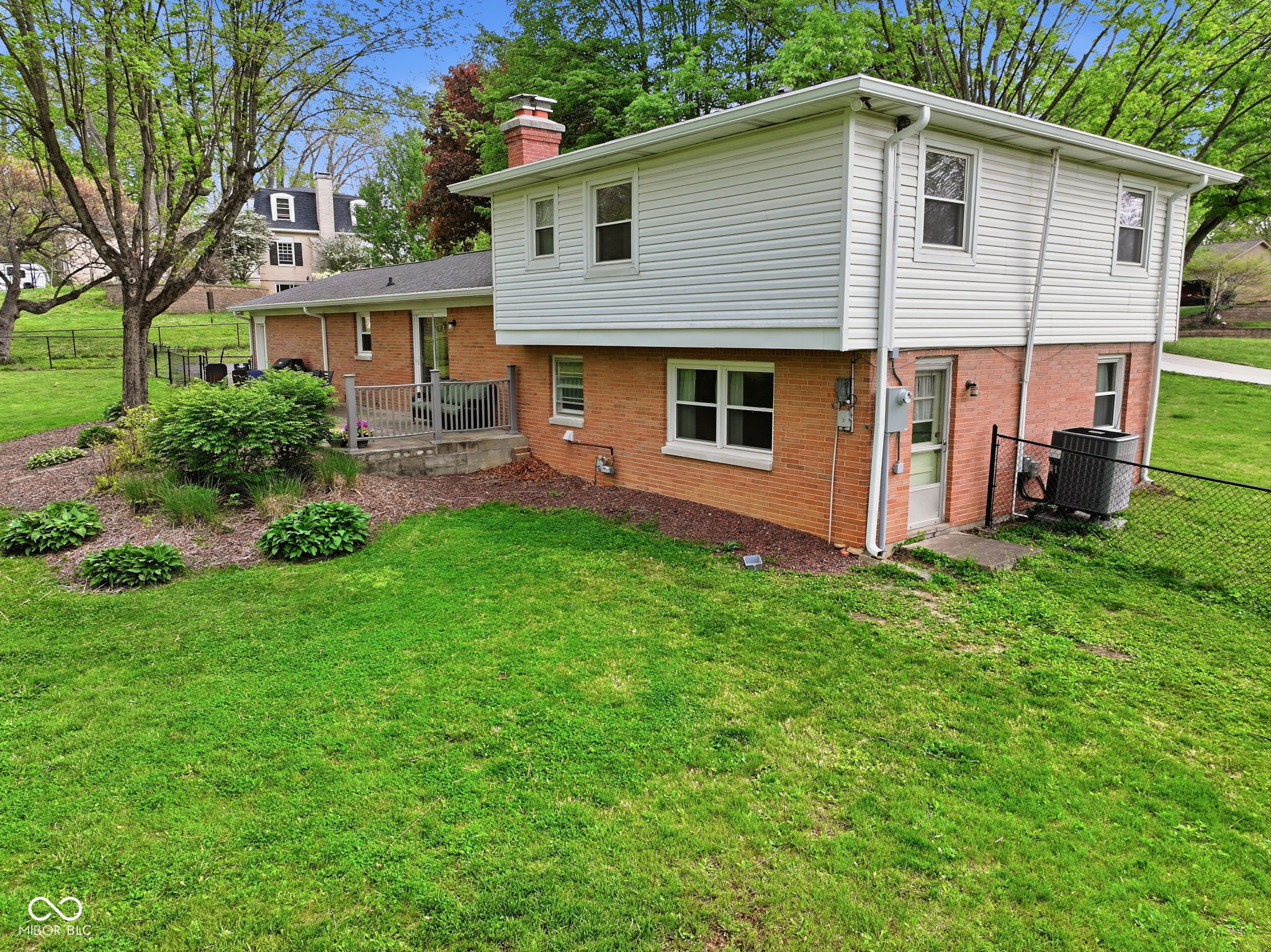 3358 Walnut Drive