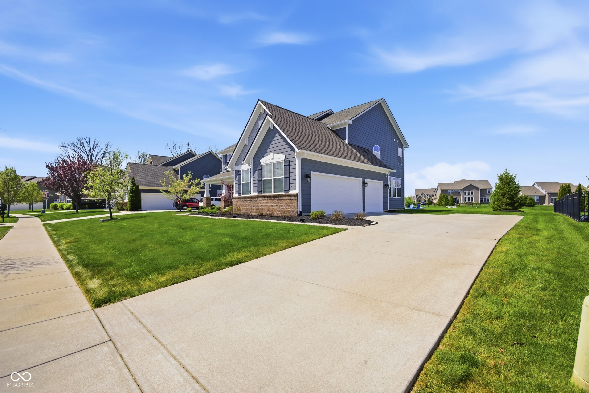 13338 Lansbury Lane