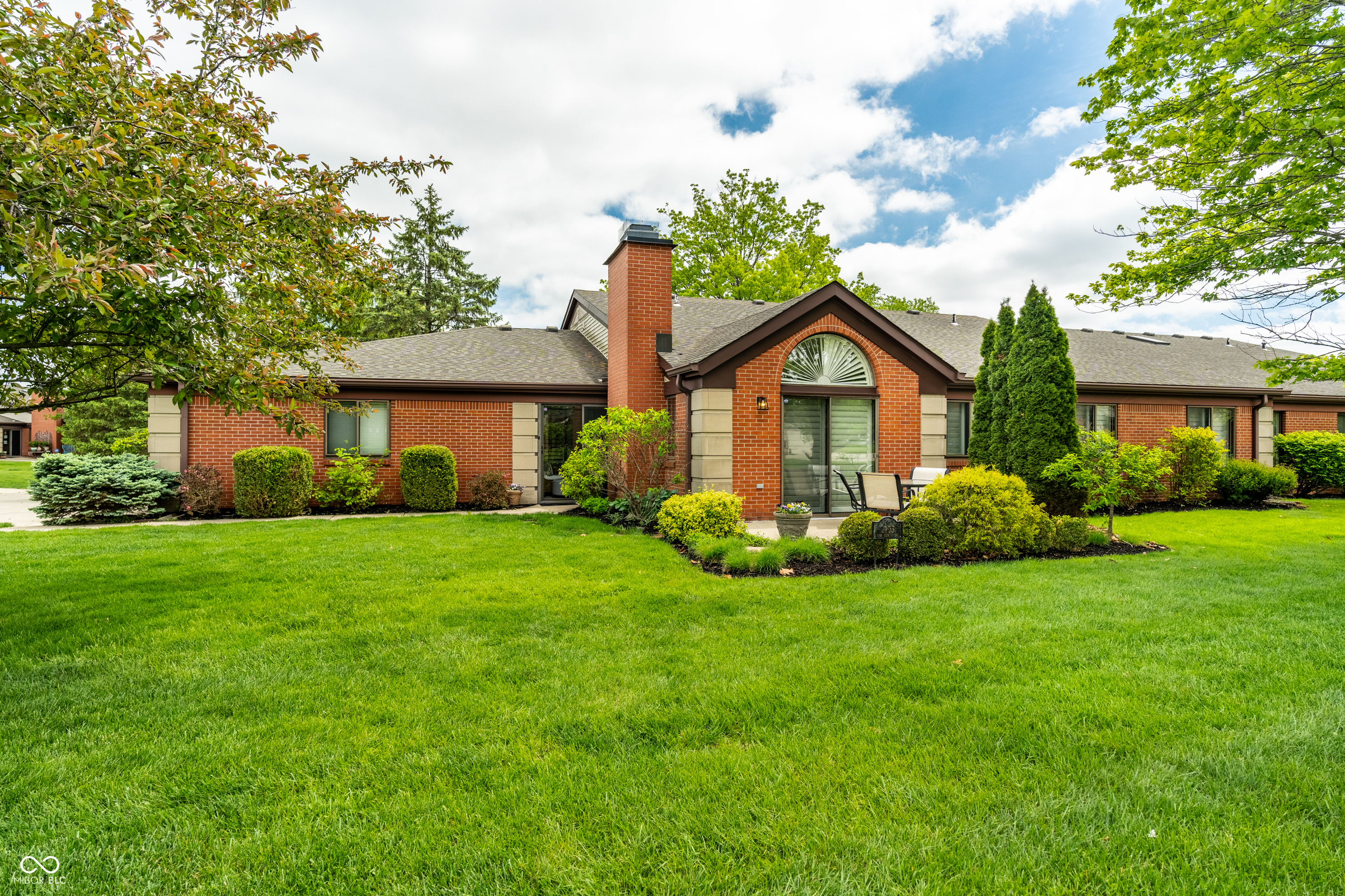 2103 Oak Run North Drive
