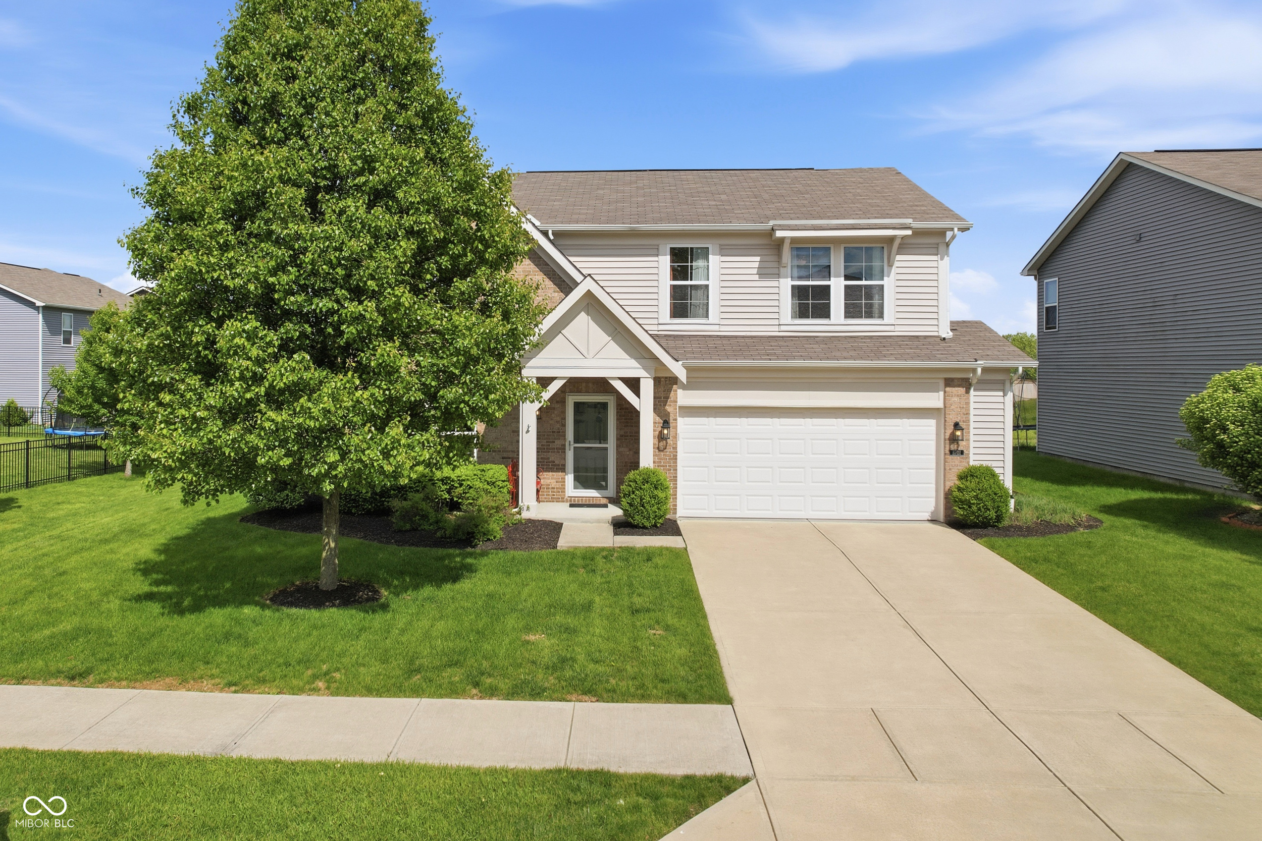8701 N Dresden Drive
