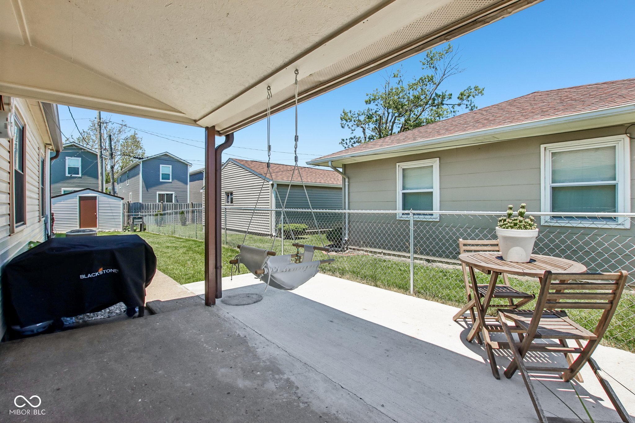 1004 W Noble Street