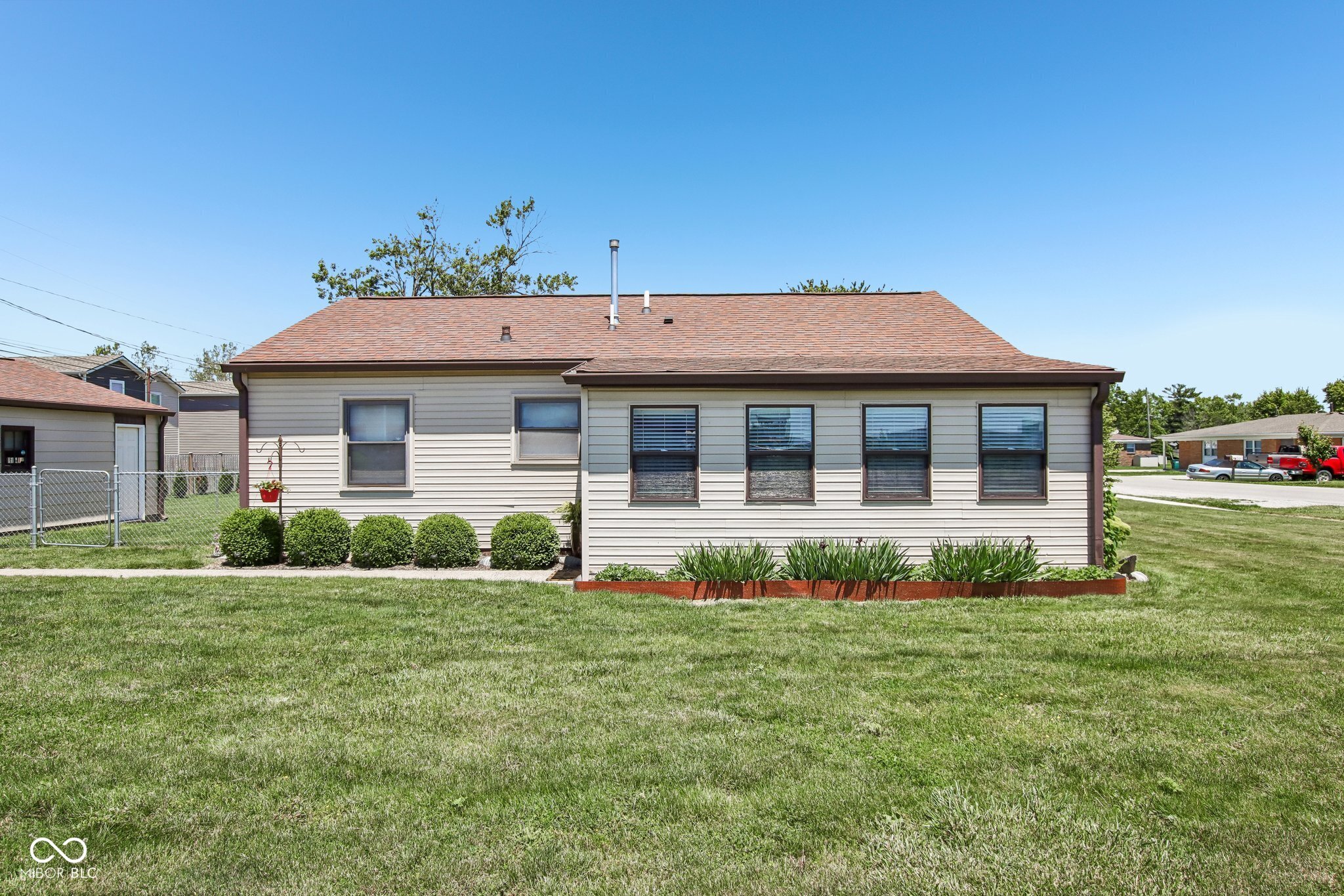 1004 W Noble Street