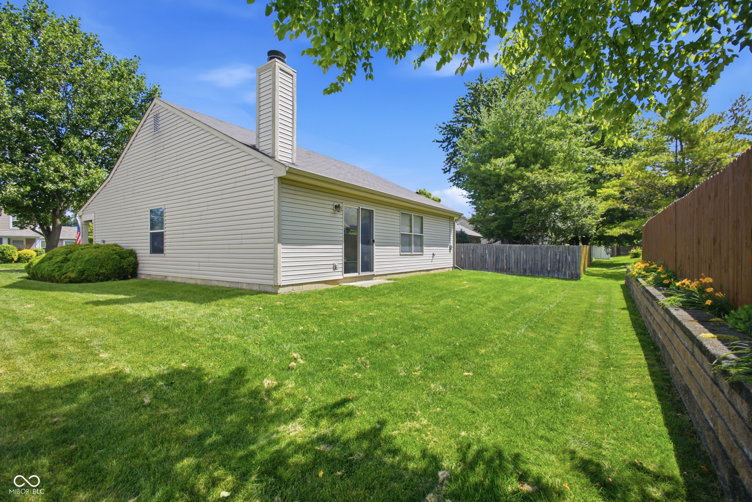 725 Chestnut Lane
