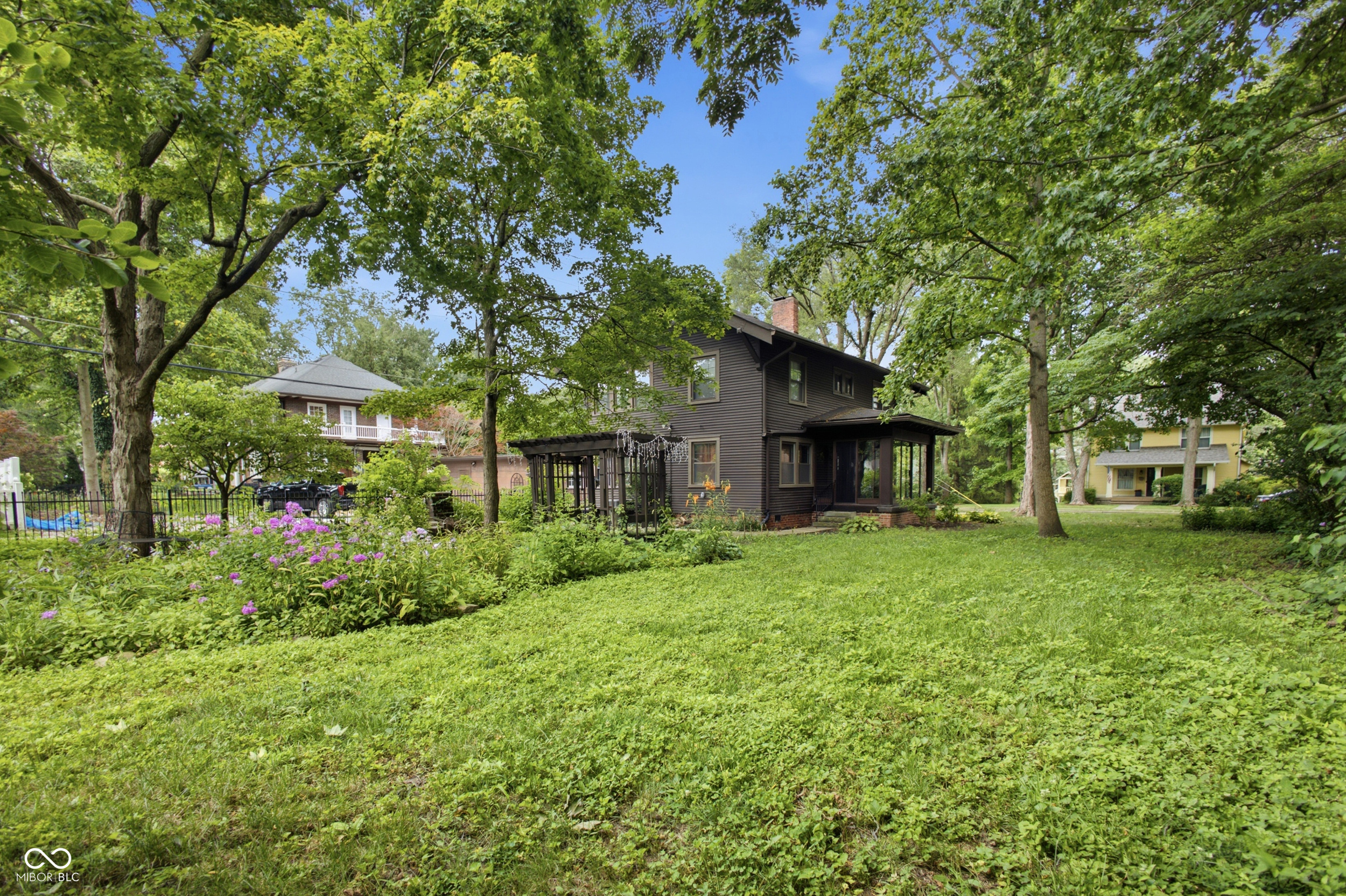 323 N Audubon Road