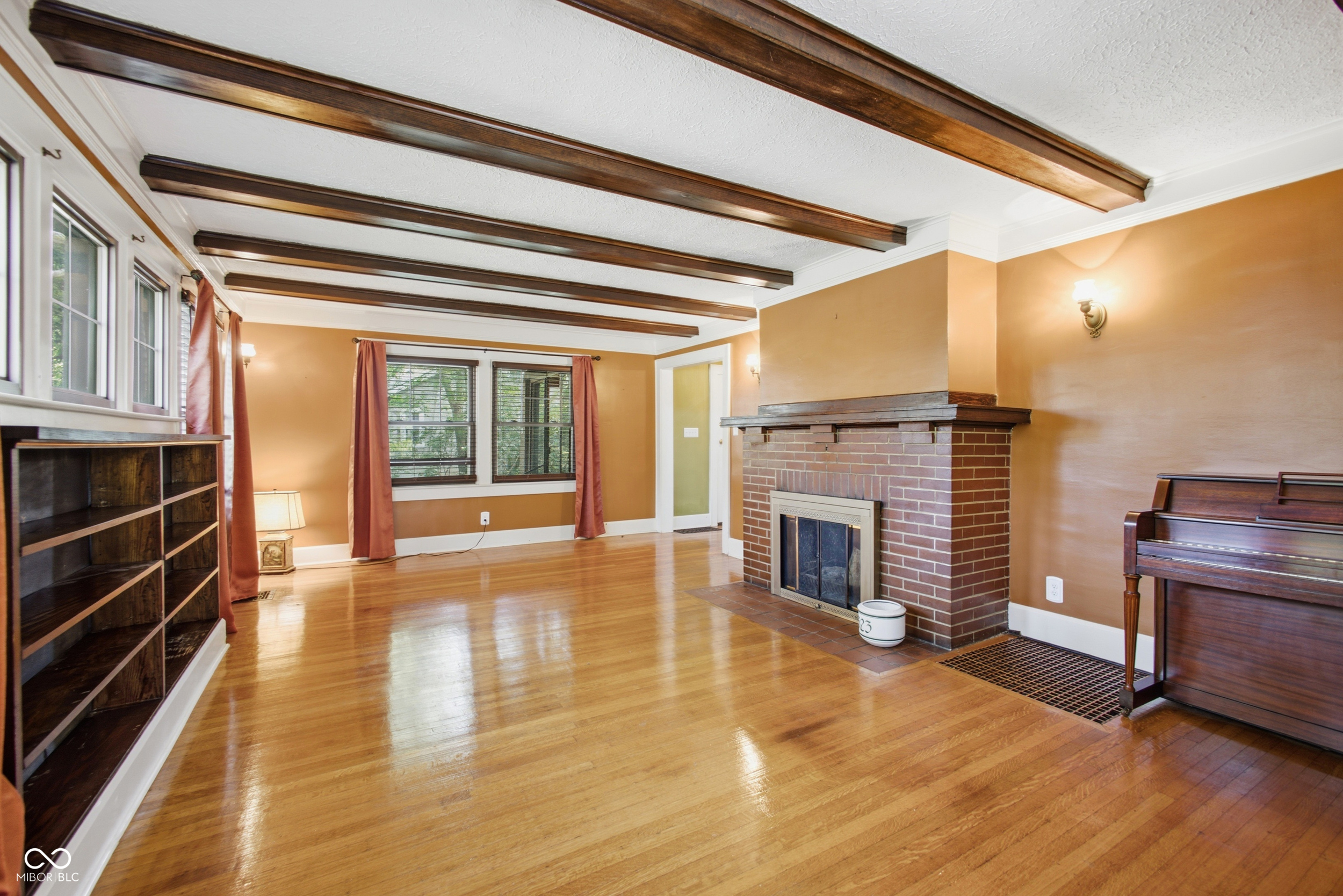 323 N Audubon Road