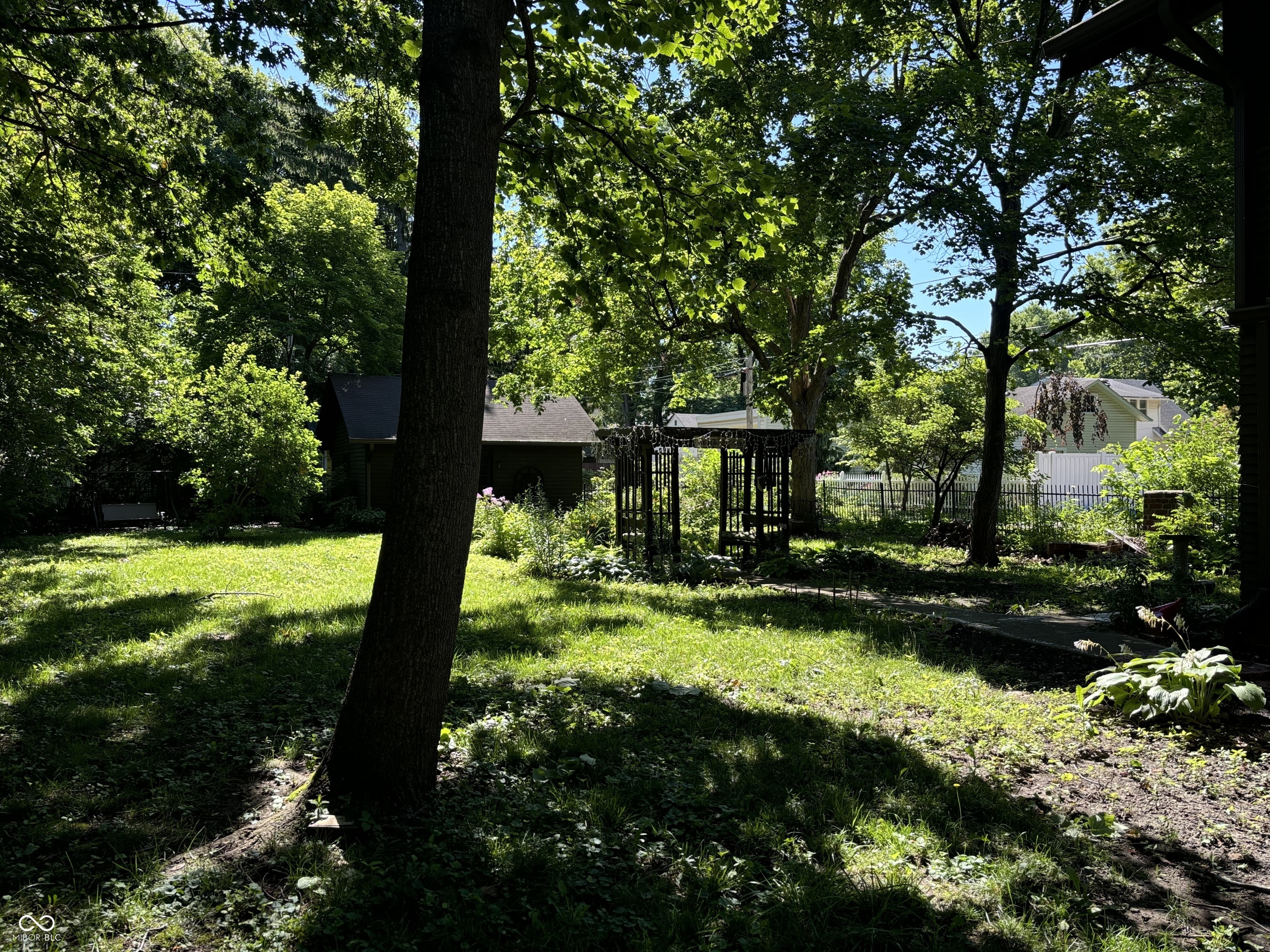323 N Audubon Road