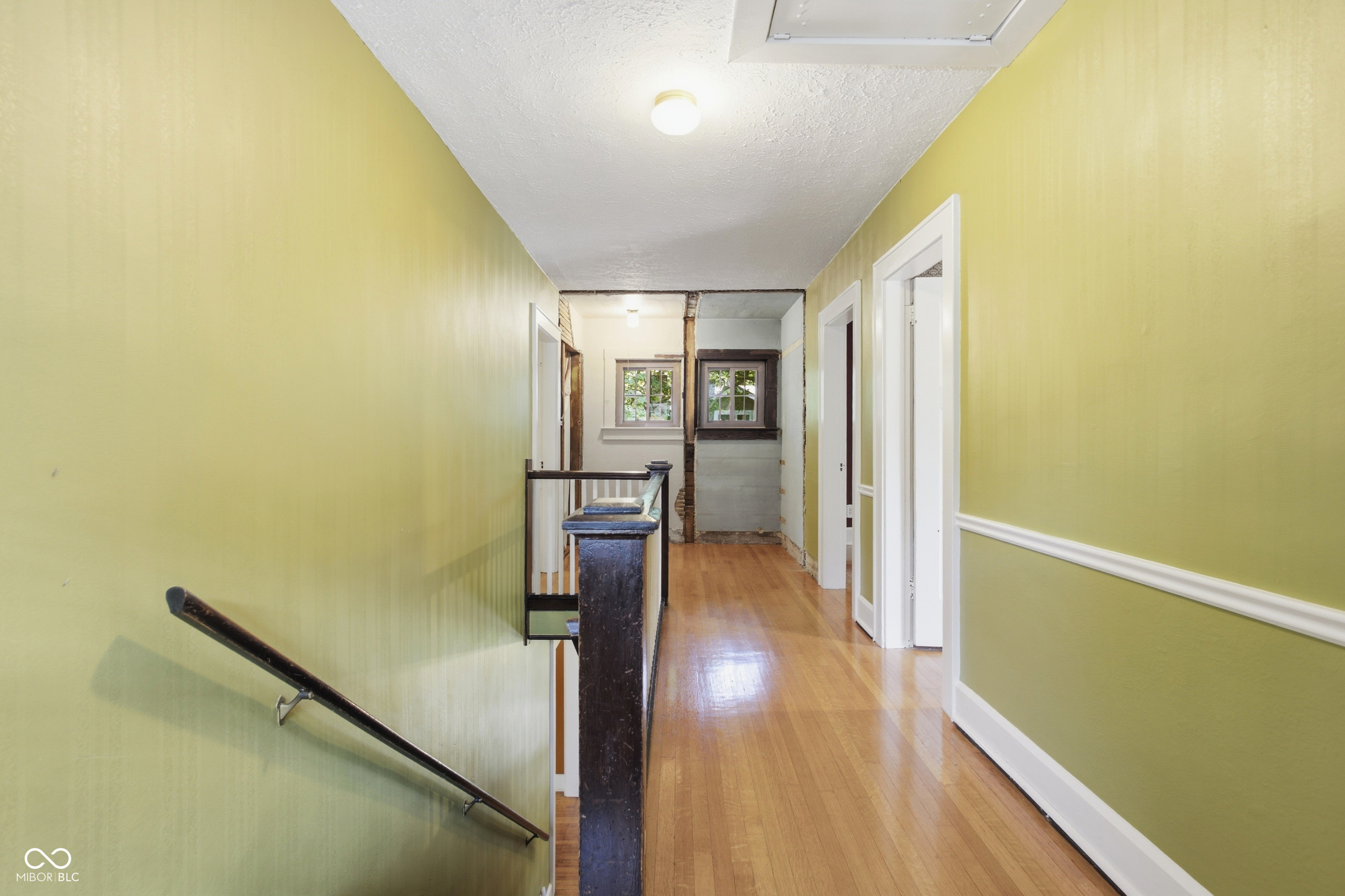 323 N Audubon Road