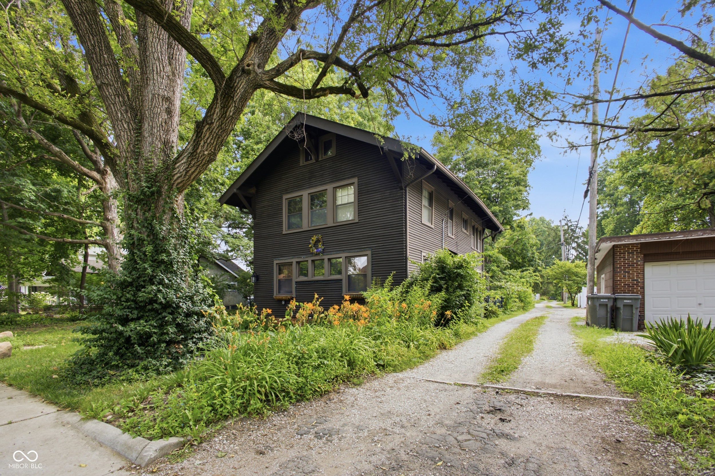 323 N Audubon Road