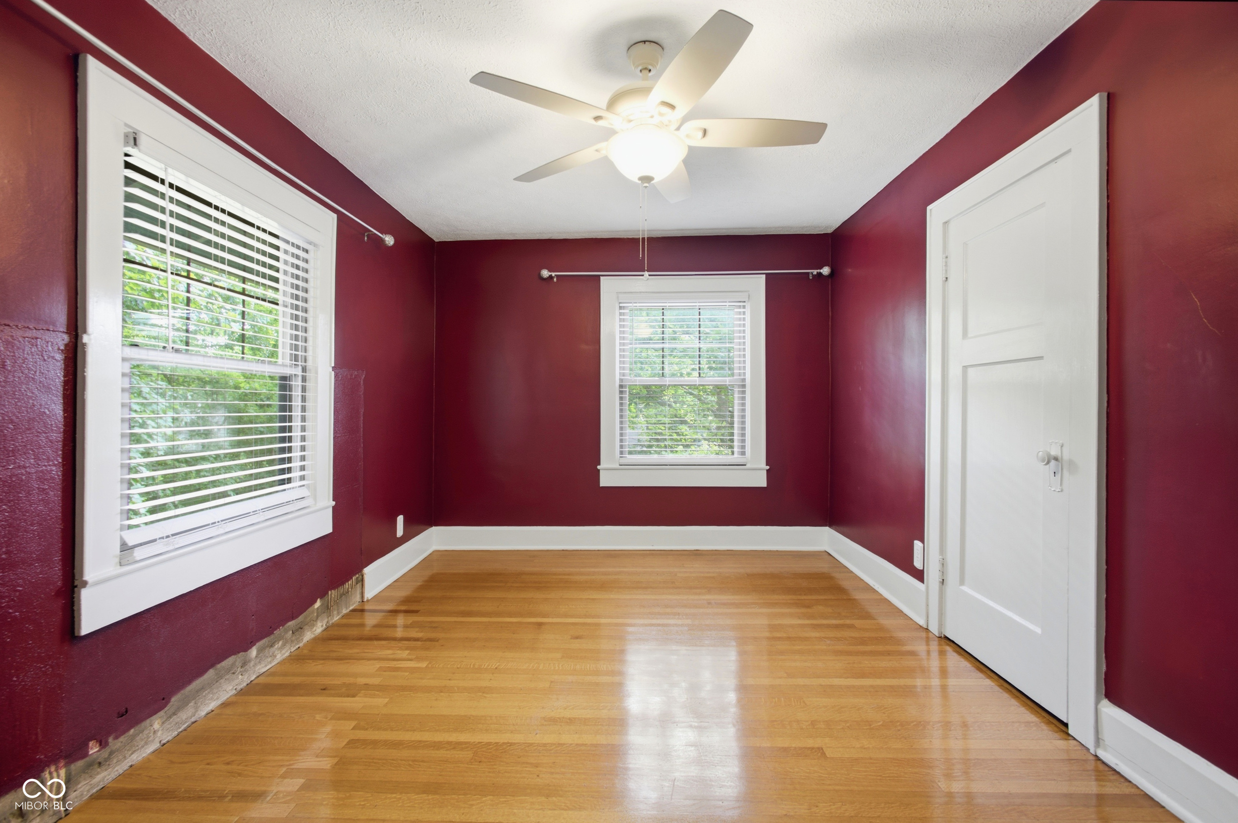 323 N Audubon Road