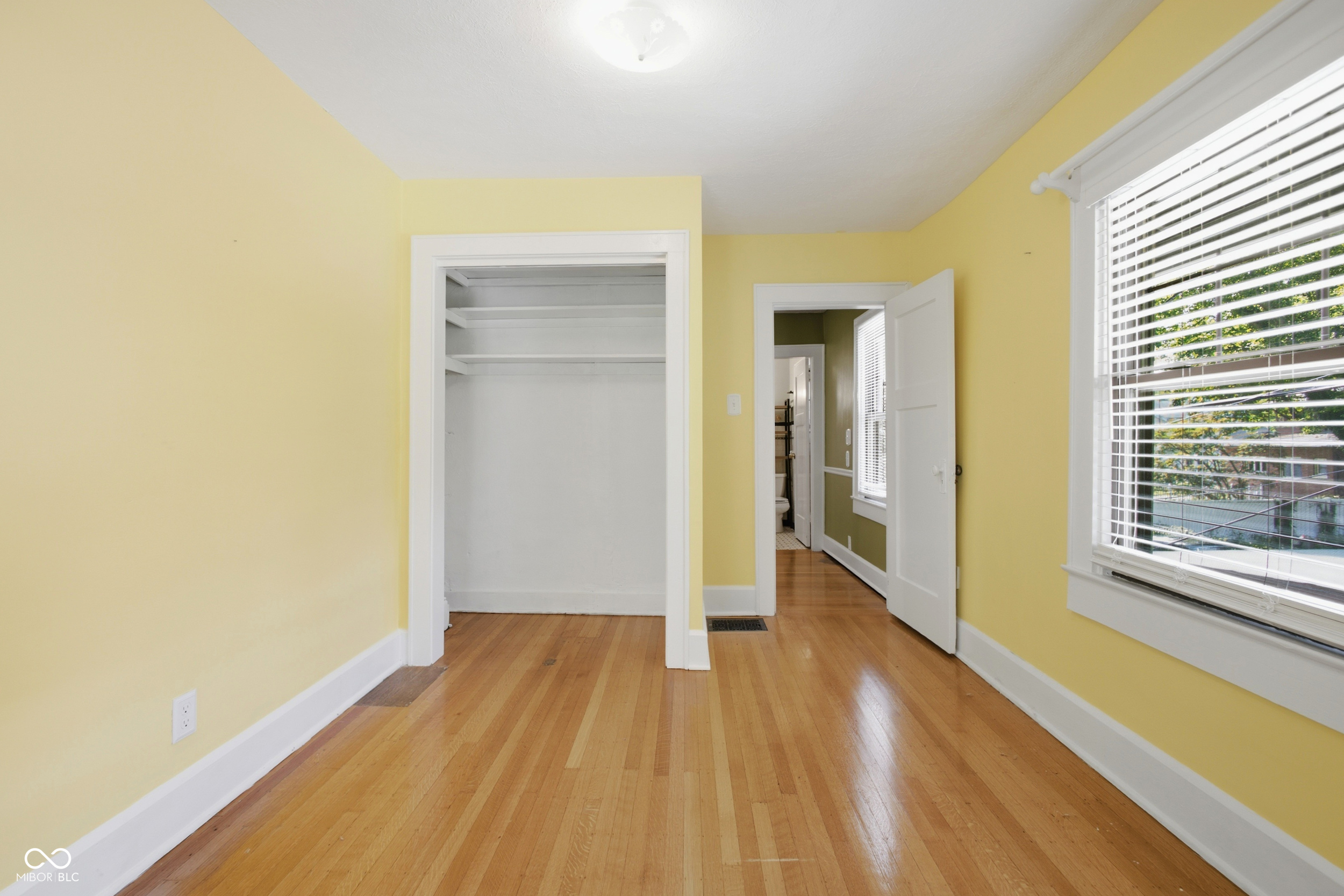 323 N Audubon Road