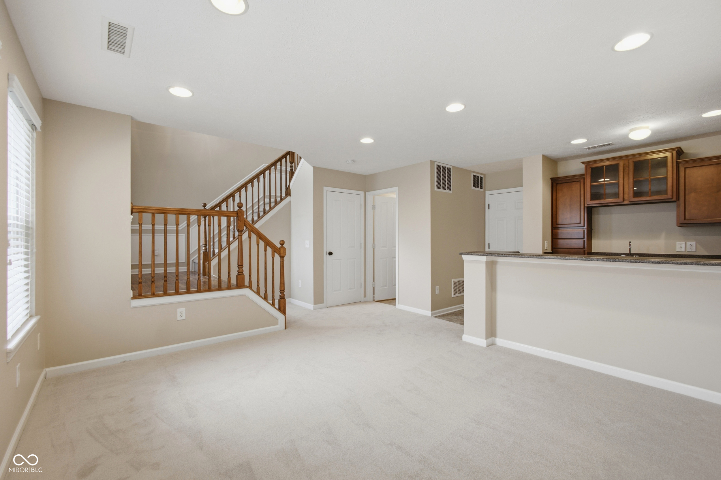 6338 Central Boulevard