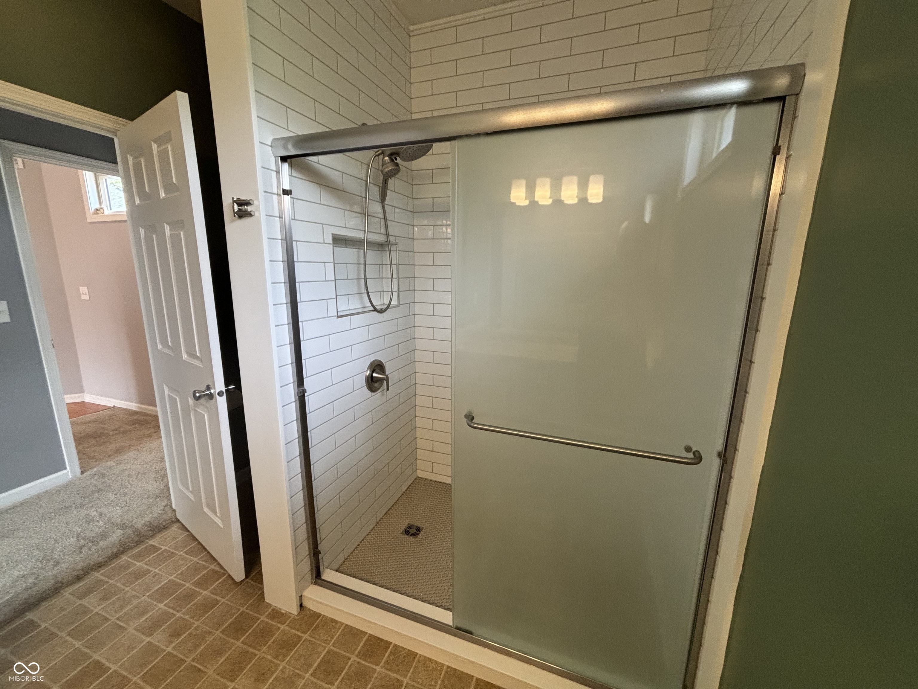 1643 N College Avenue N Unit: 2