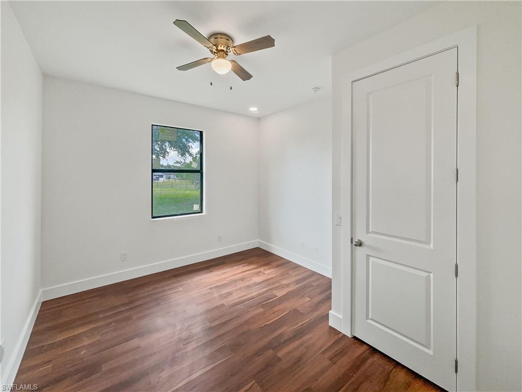 804 Woodridge CIR