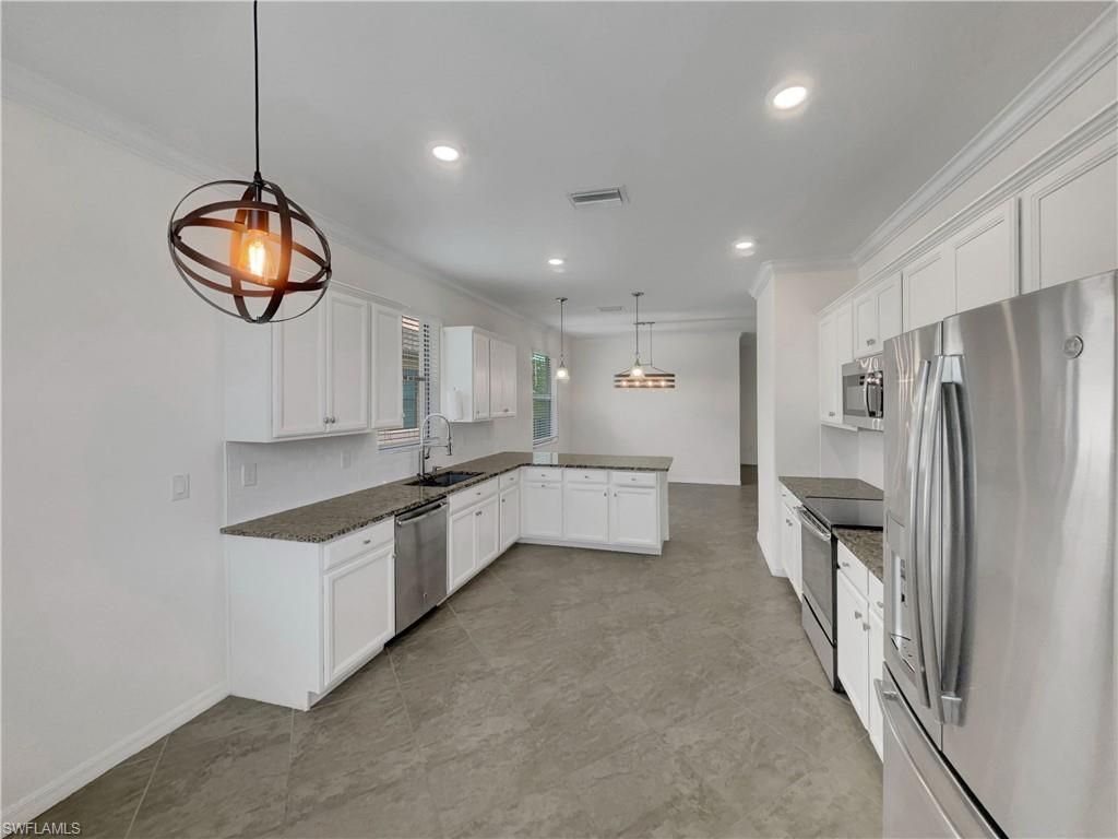 14012 Vindel CIR