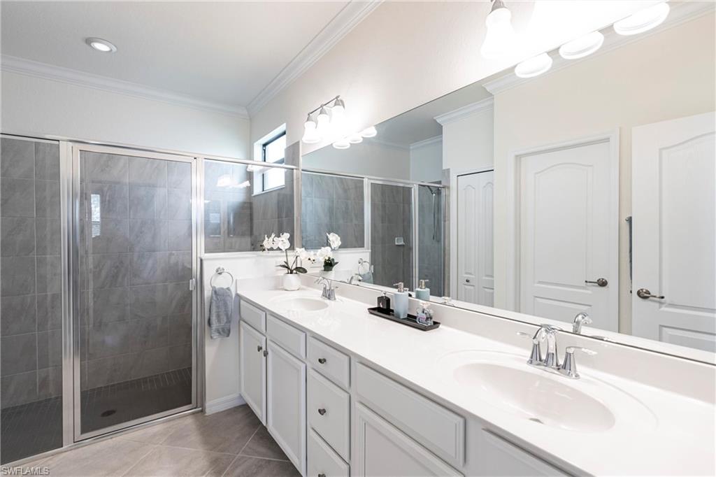 14042 Vindel CIR