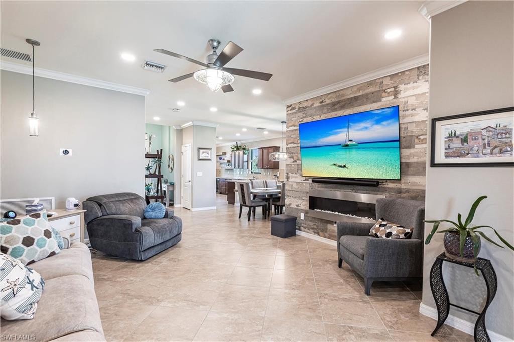 3352 Brozas CT