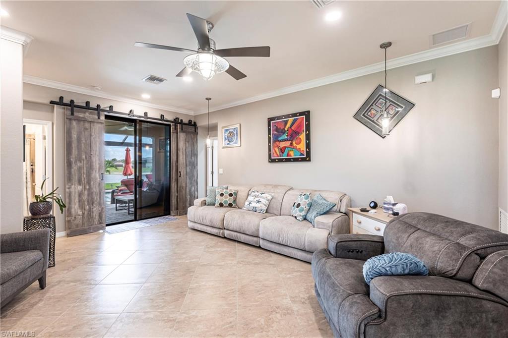 3352 Brozas CT