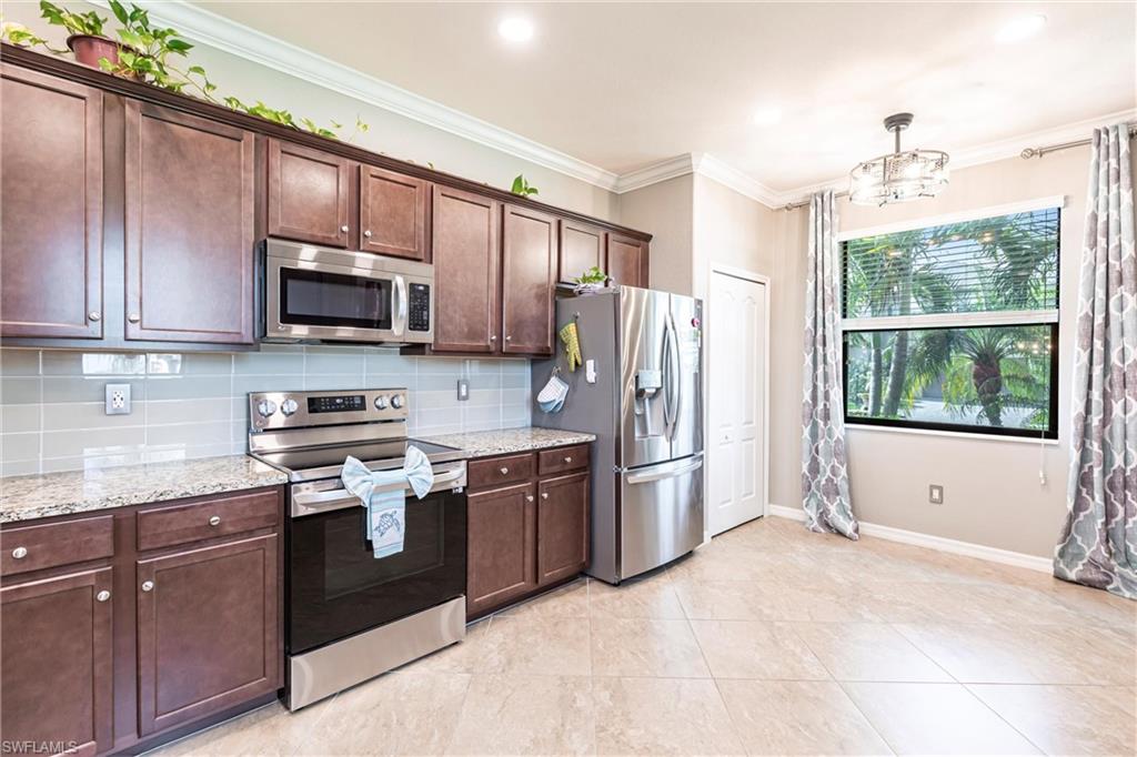 3352 Brozas CT