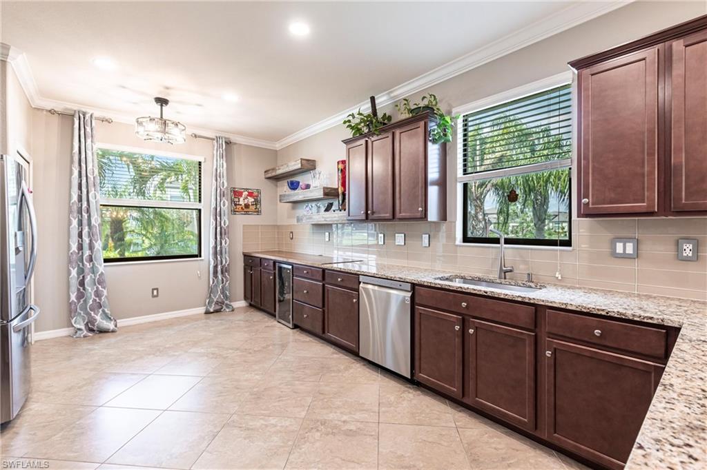 3352 Brozas CT
