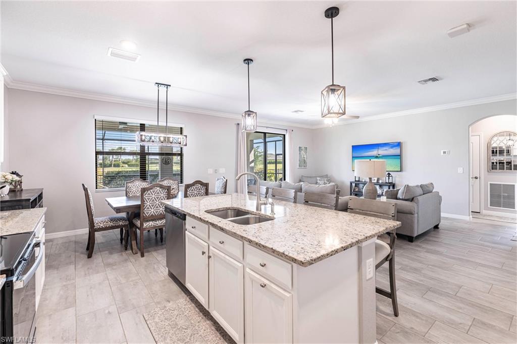 14604 Monrovia LN