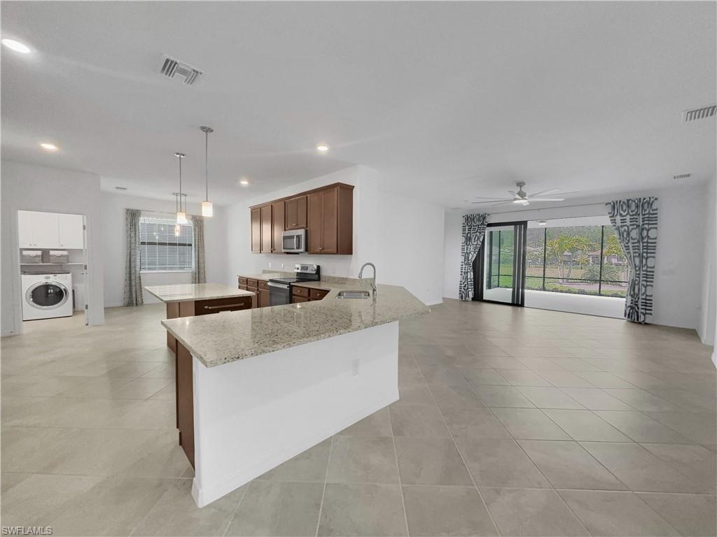 3198 Altimira DR