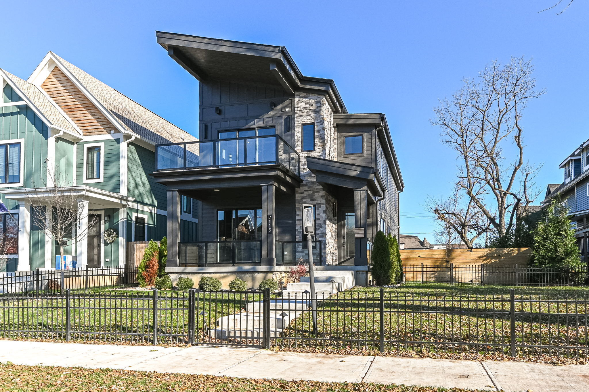 2115 Broadway Street