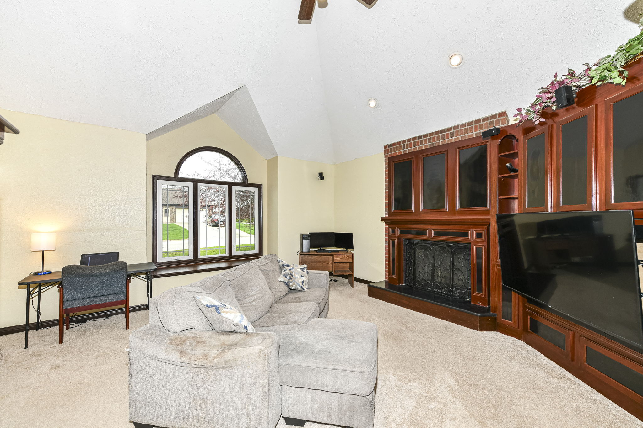 8383 Meadow Drive