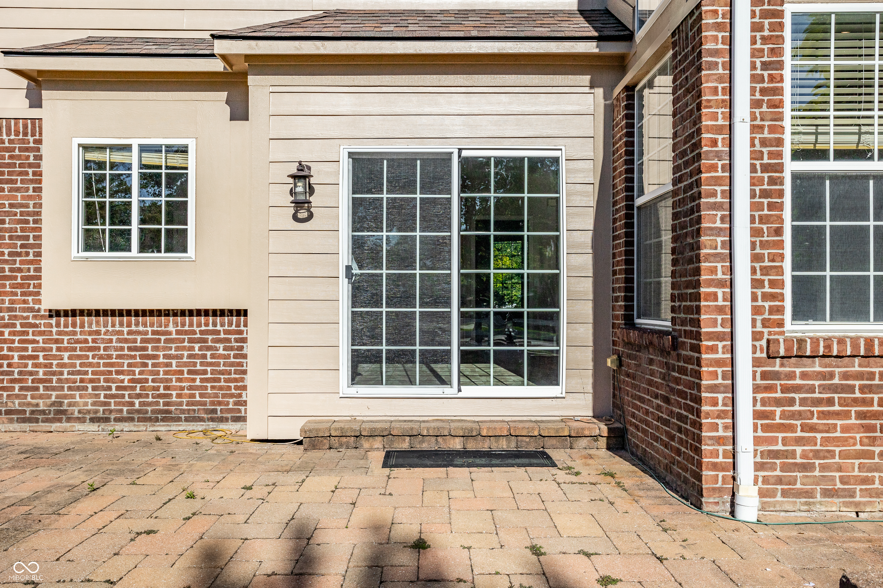 13993 Bigelow Court