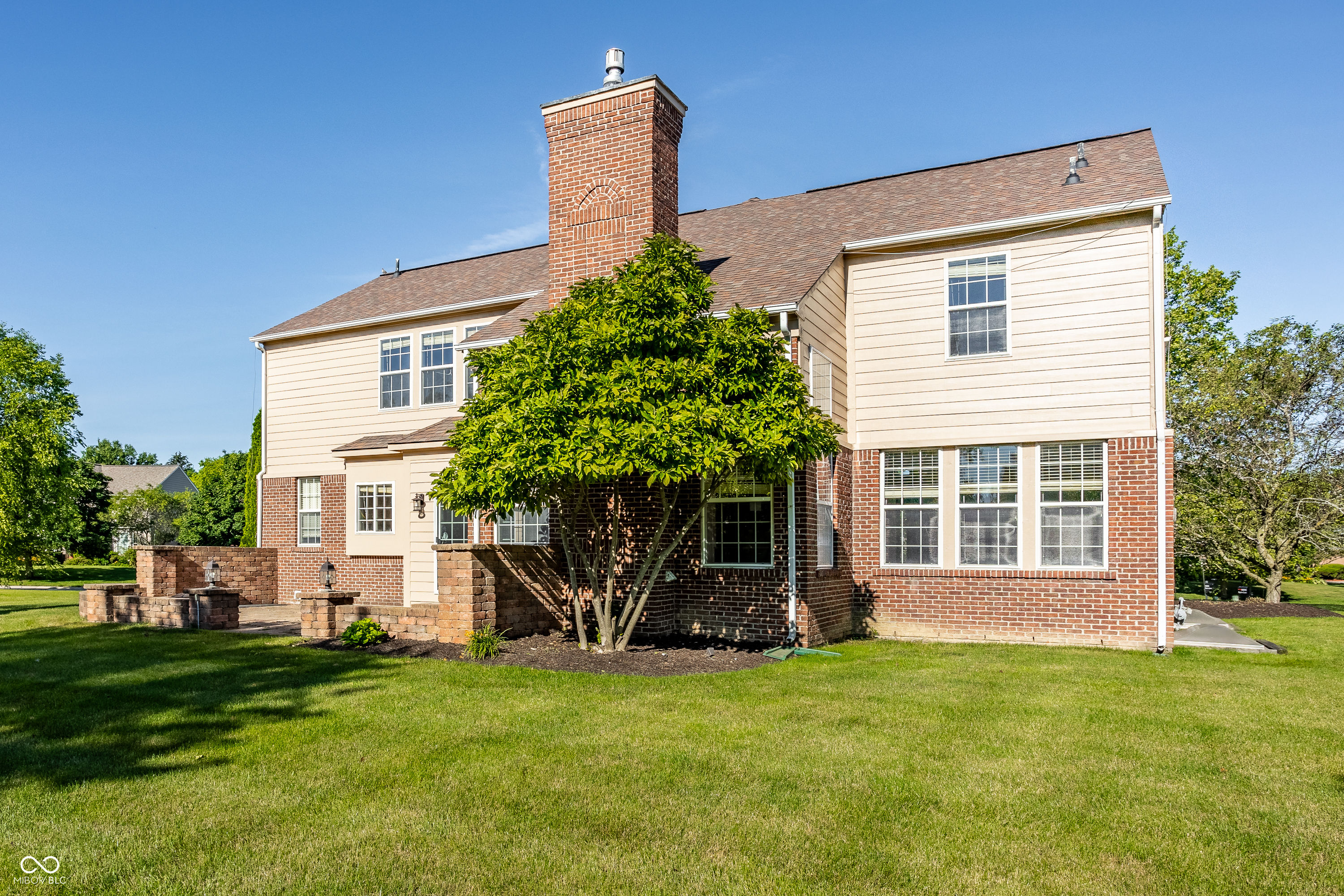 13993 Bigelow Court