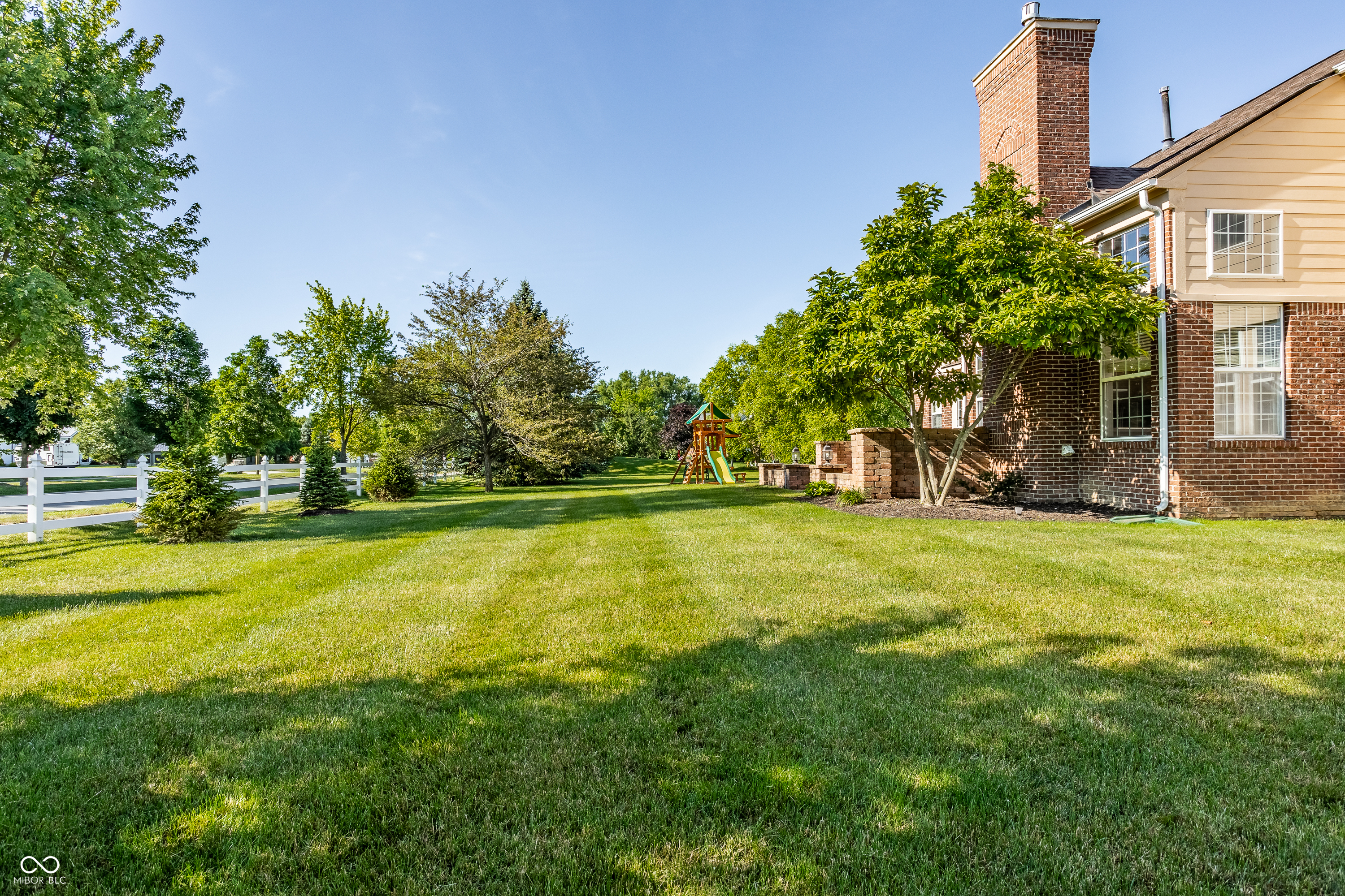 13993 Bigelow Court