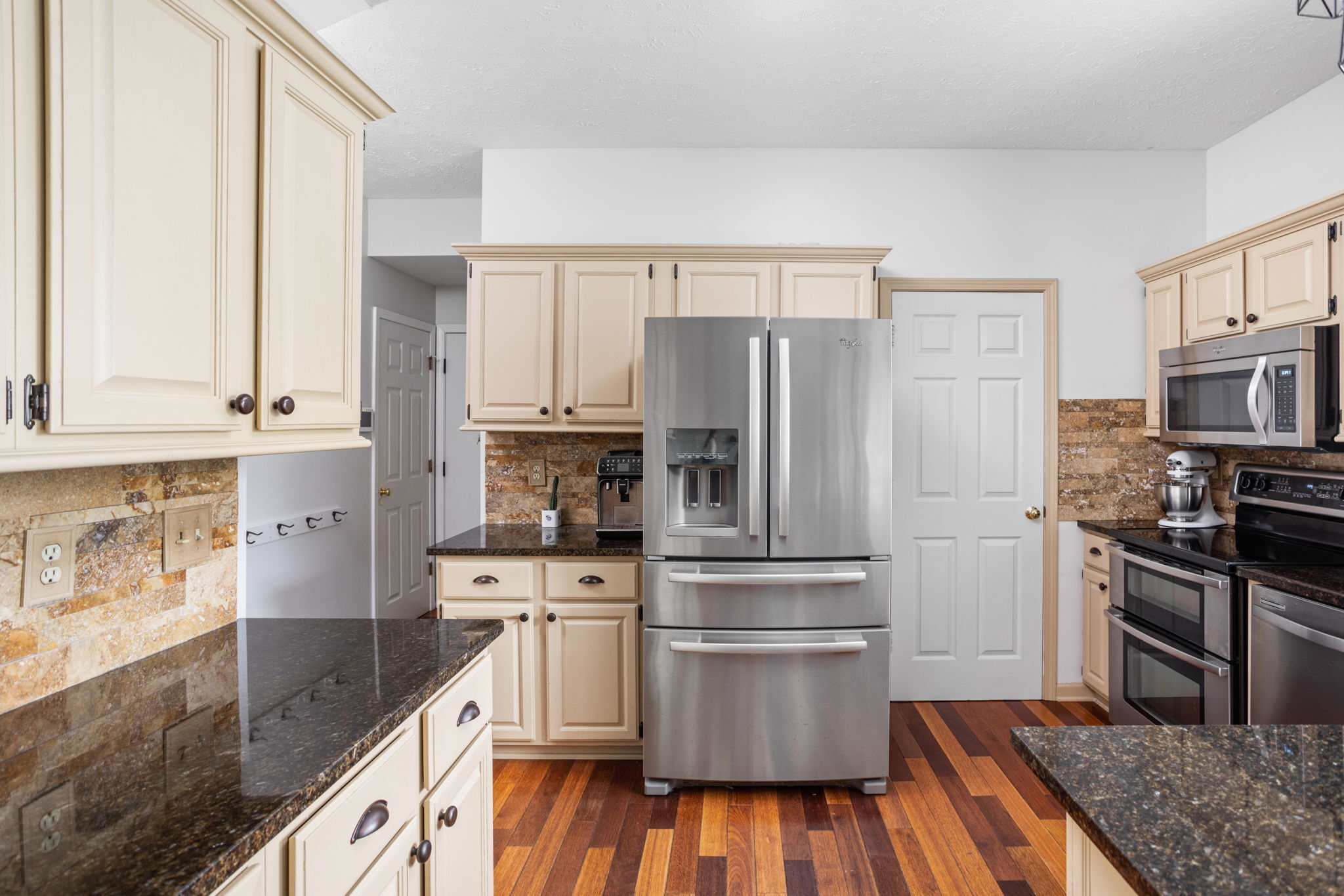 10988 Echo Spring Circle