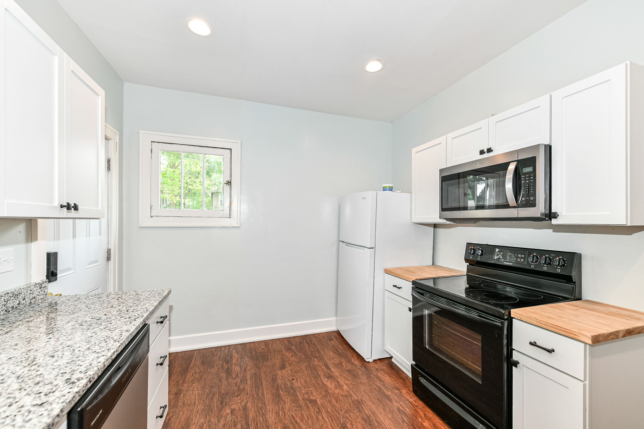 715 E 48th Street
