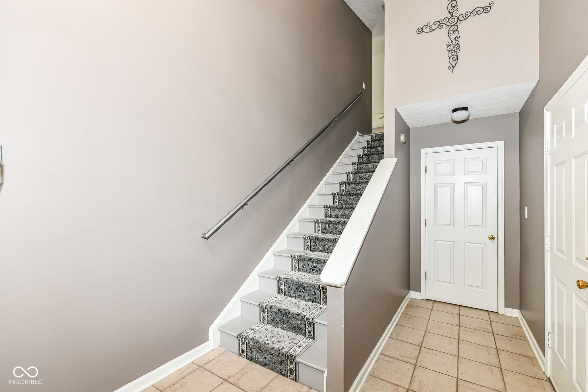9558 Meeting Street