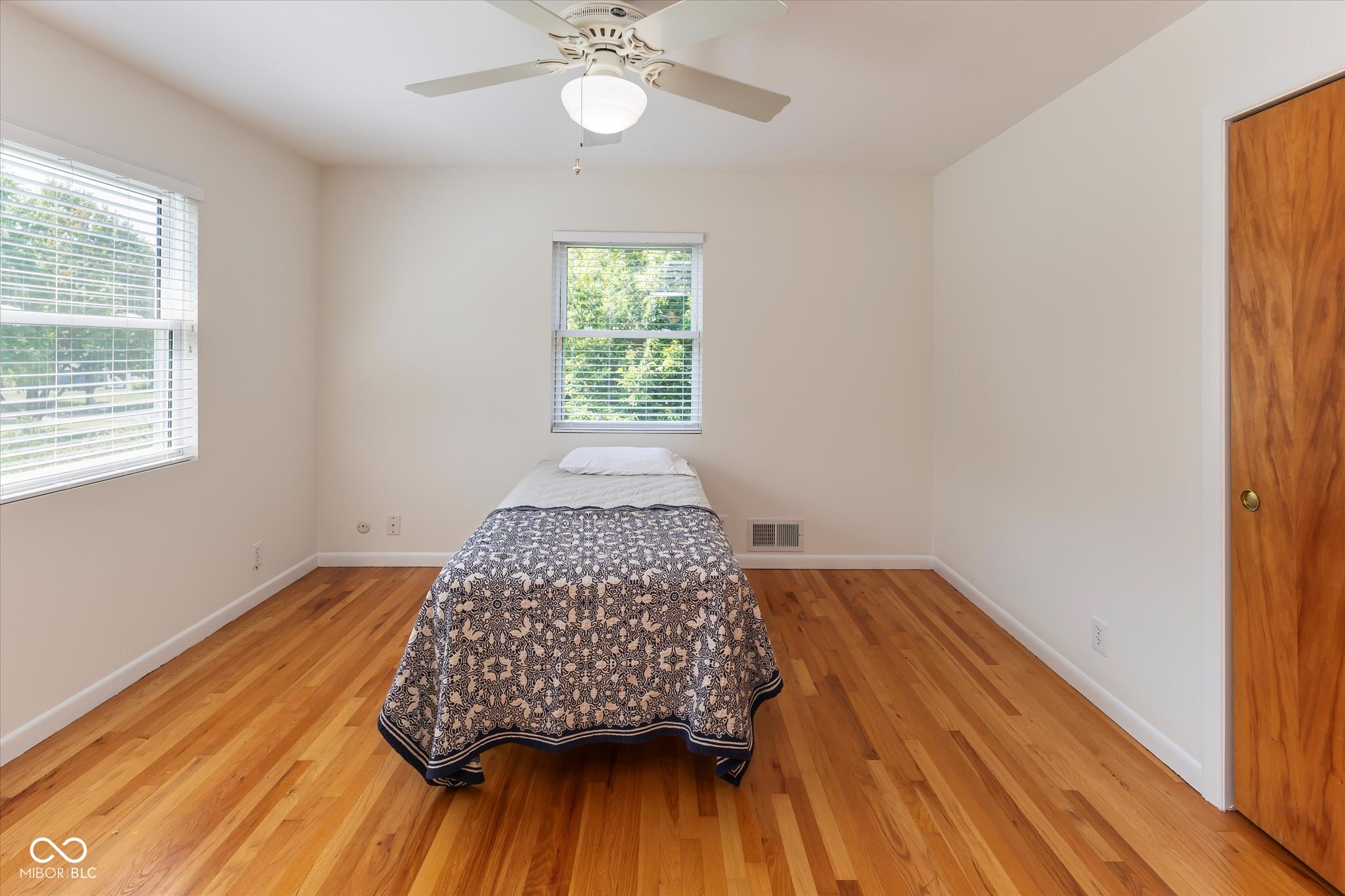 140 Kenwood Court