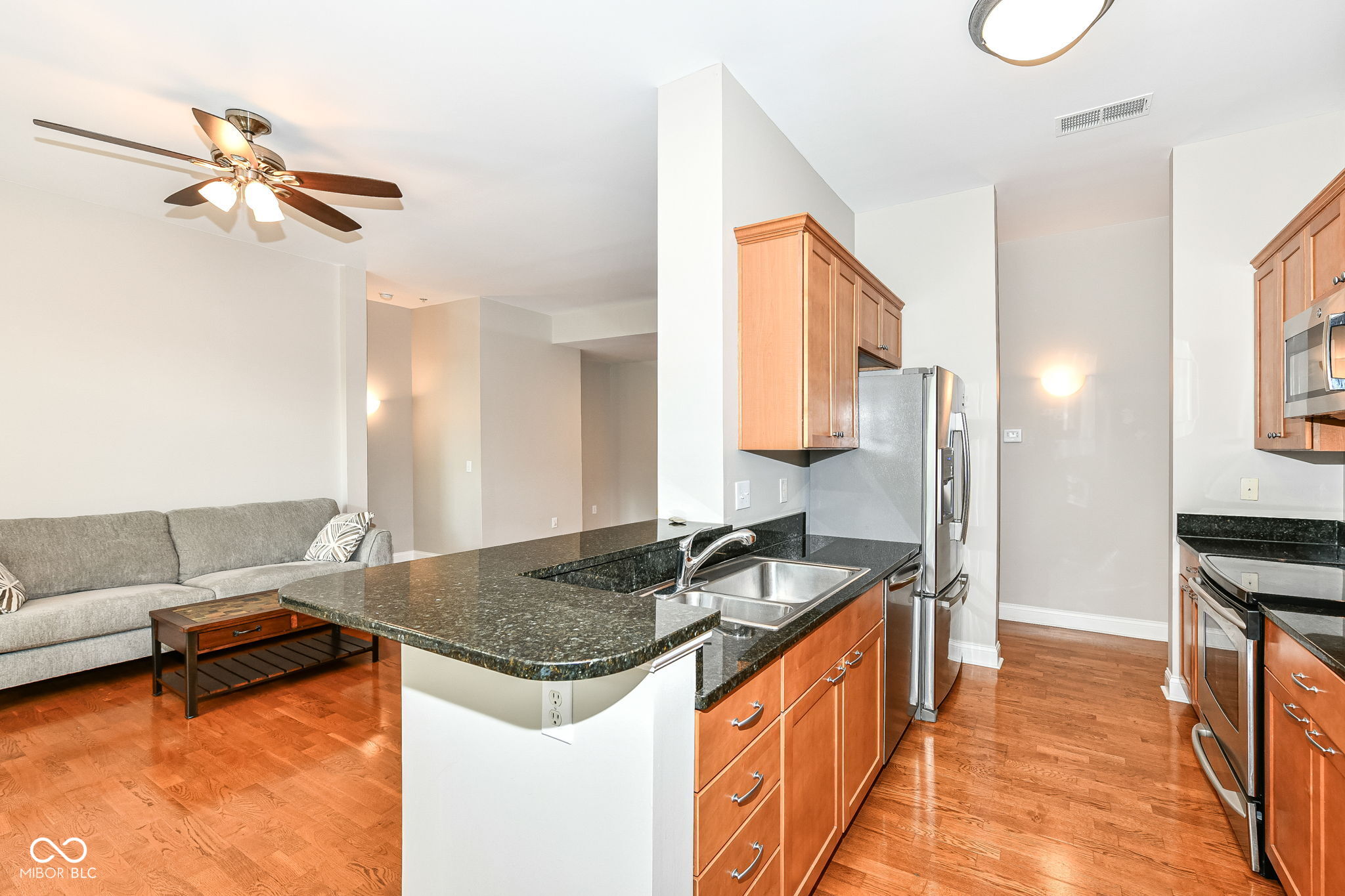 450 E Ohio Street Unit: 307