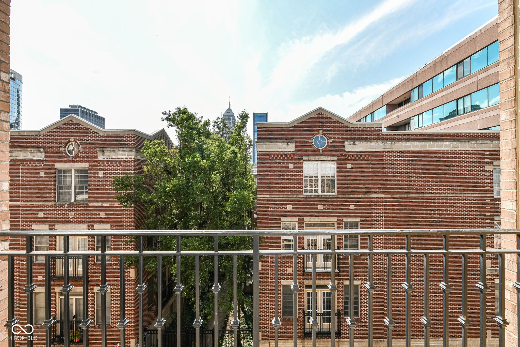450 E Ohio Street Unit: 307