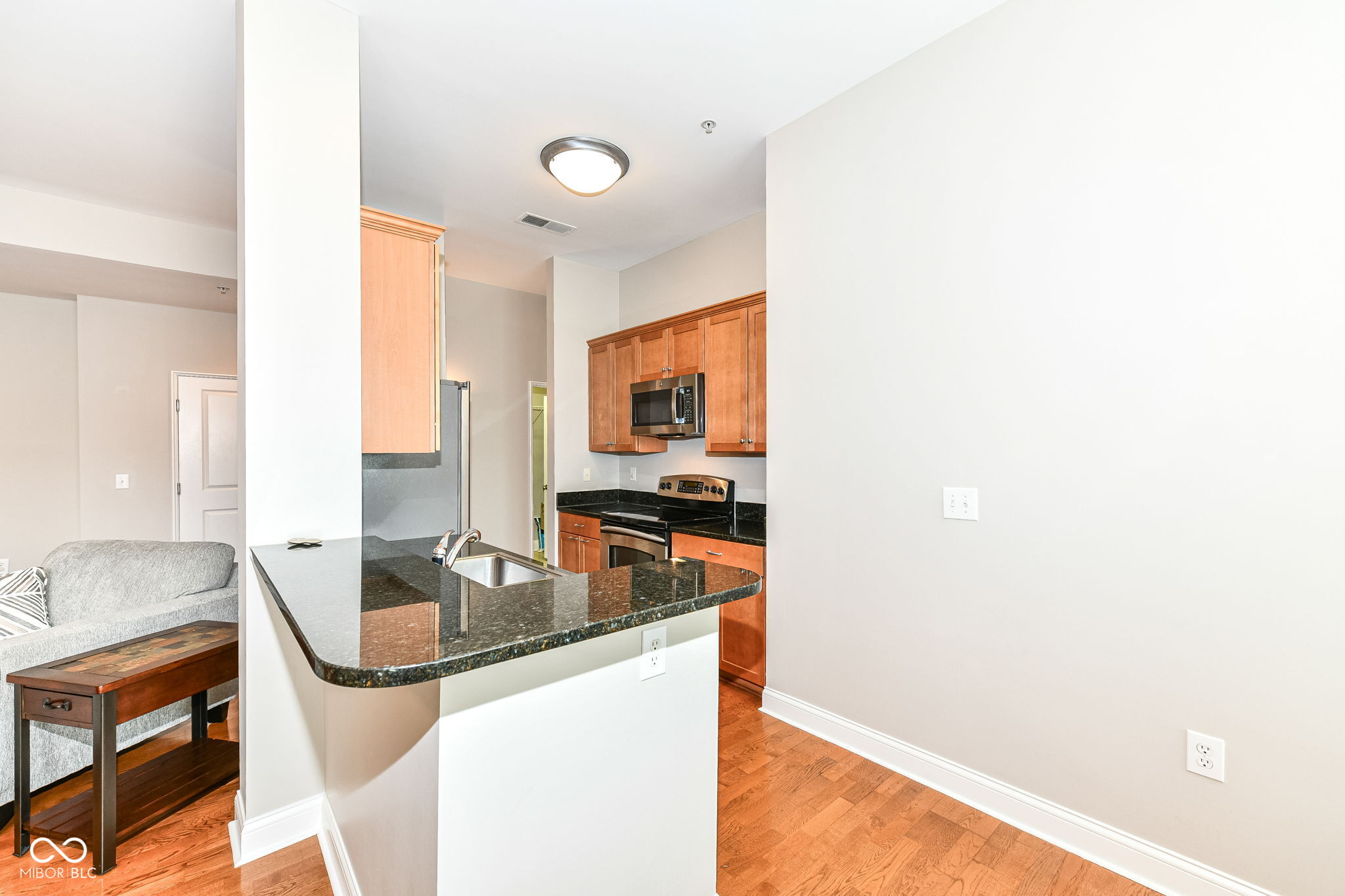 450 E Ohio Street Unit: 307