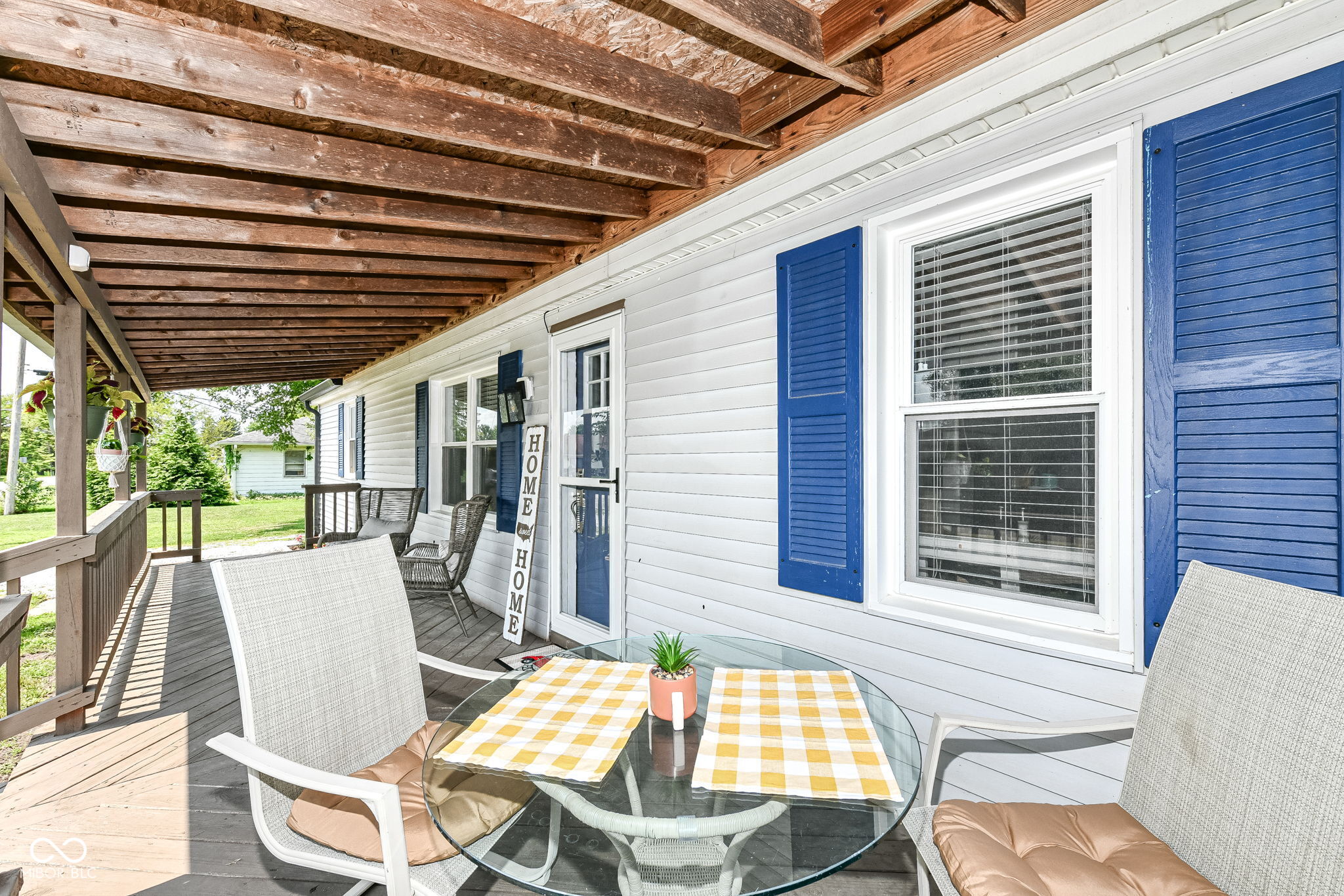 225 W Garden Street