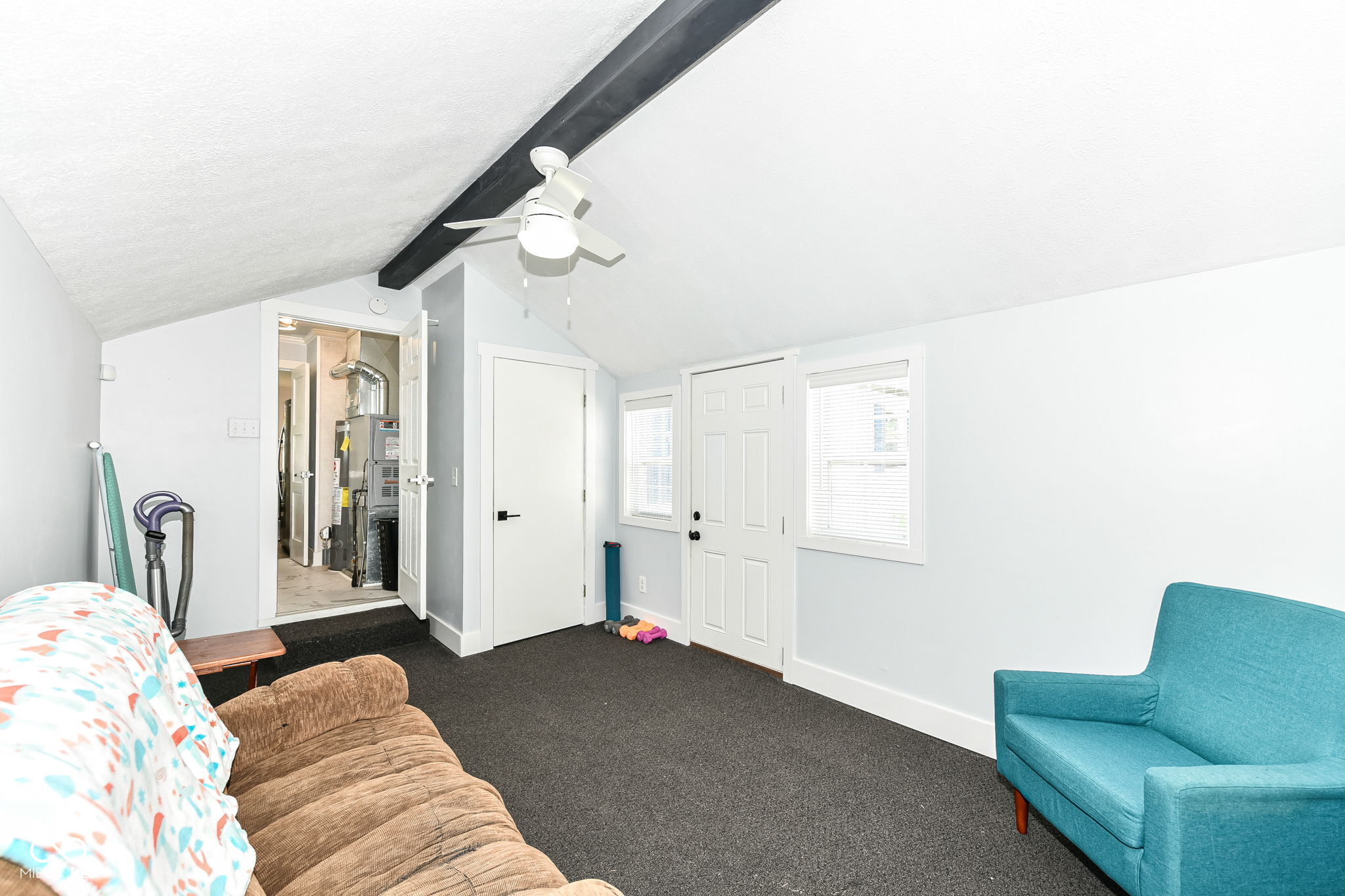 225 W Garden Street