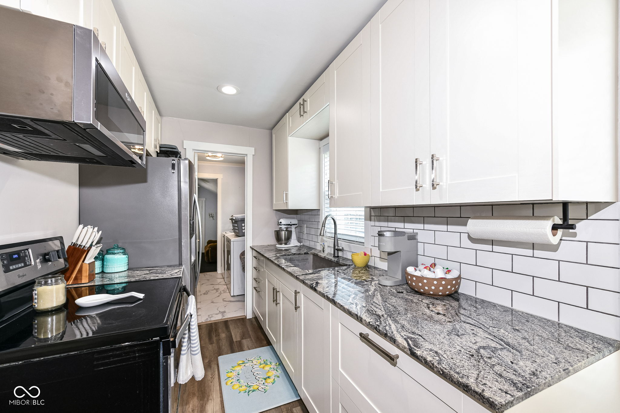 225 W Garden Street